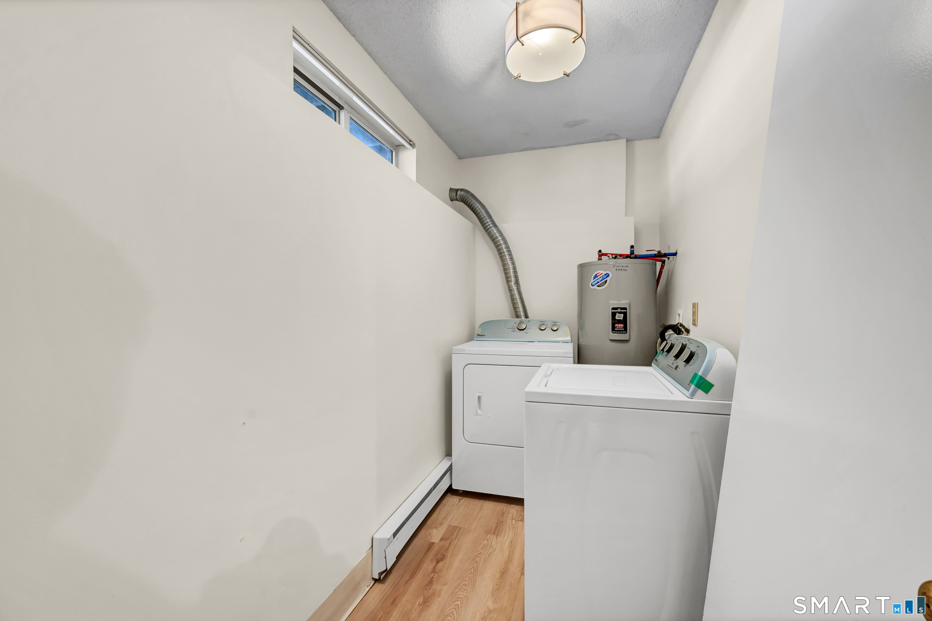 925 Oronoke 14f Road Property Photo 23