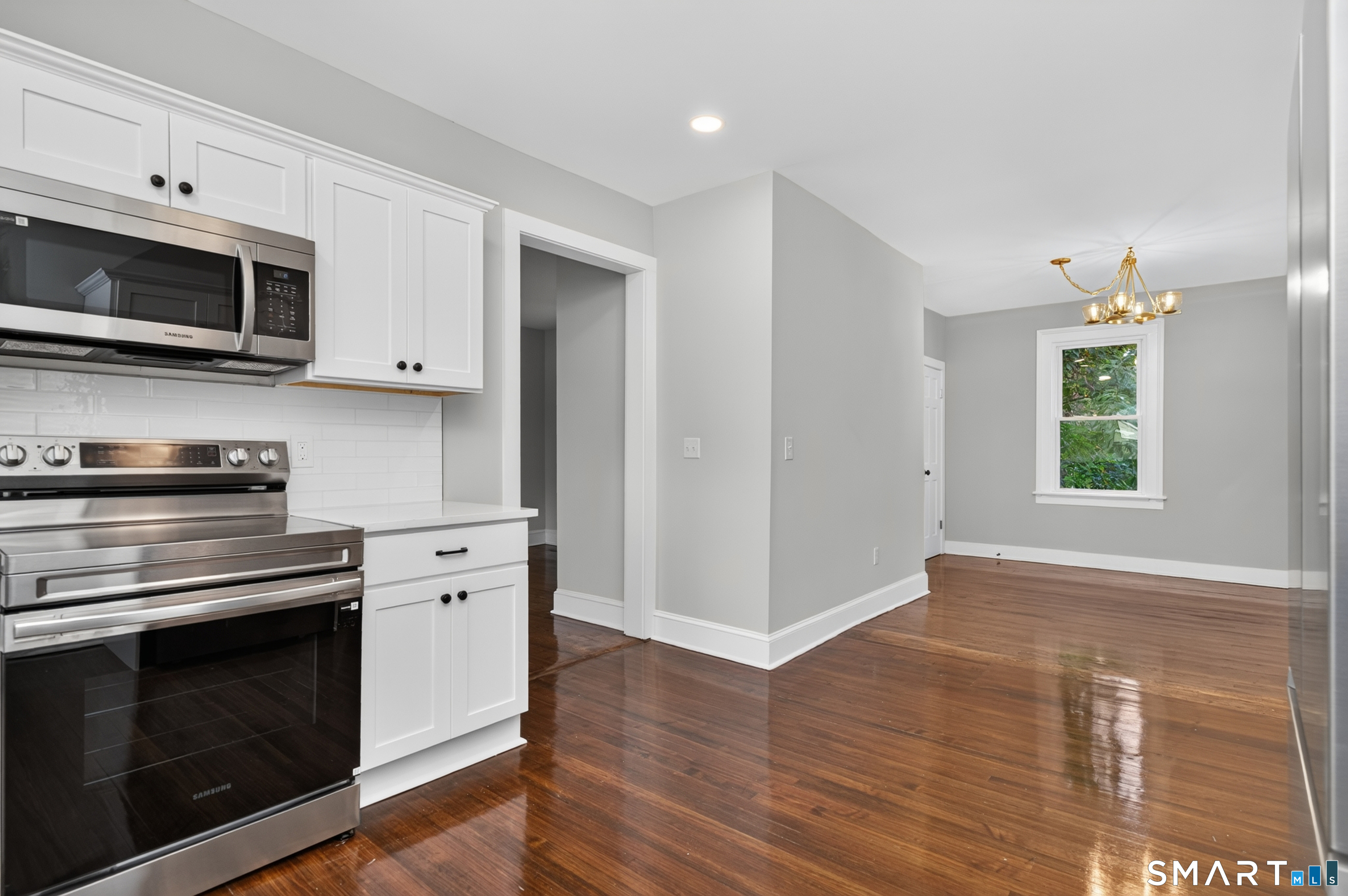 696 High Street Property Photo 11