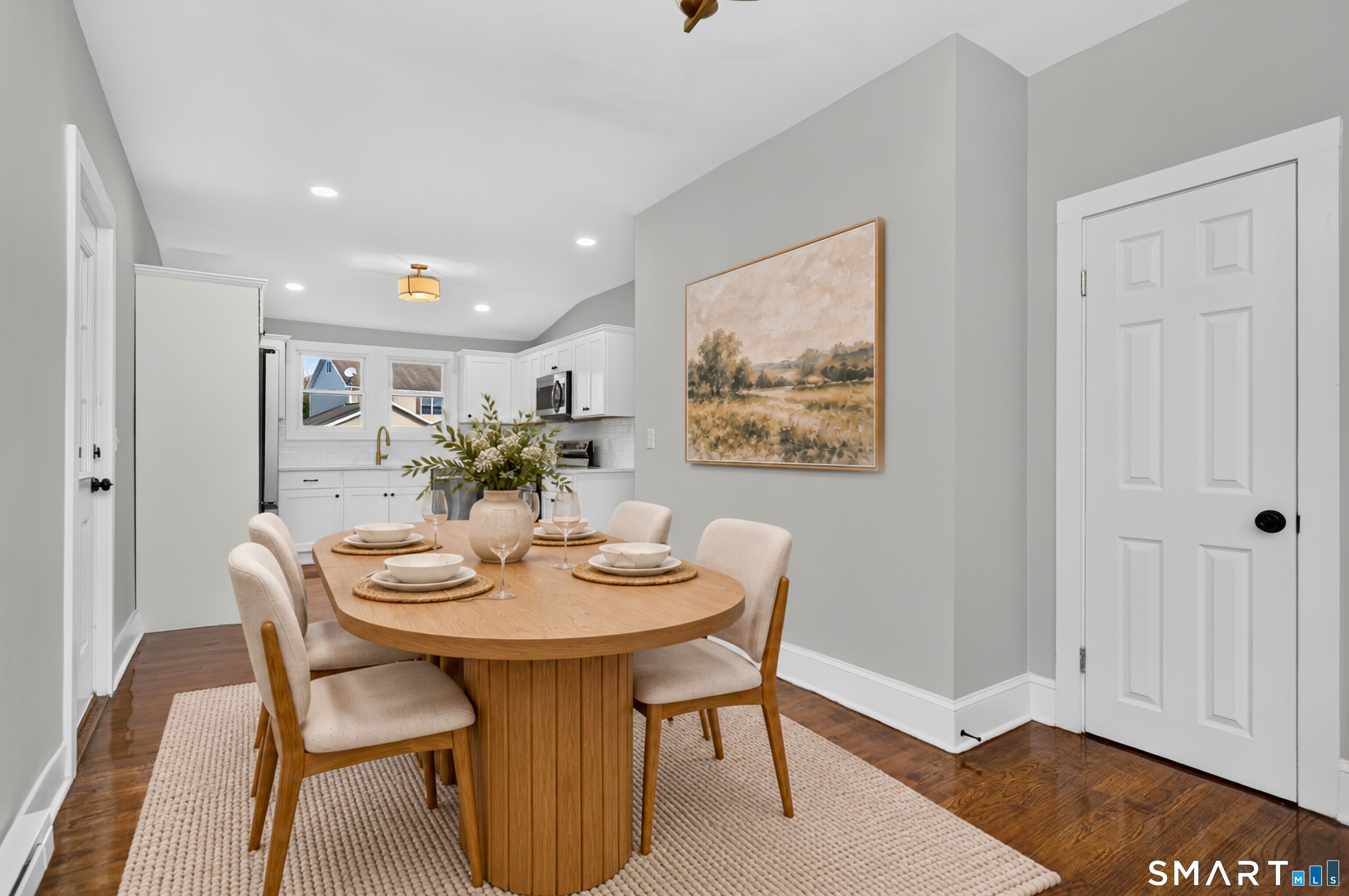 696 High Street Property Photo 14