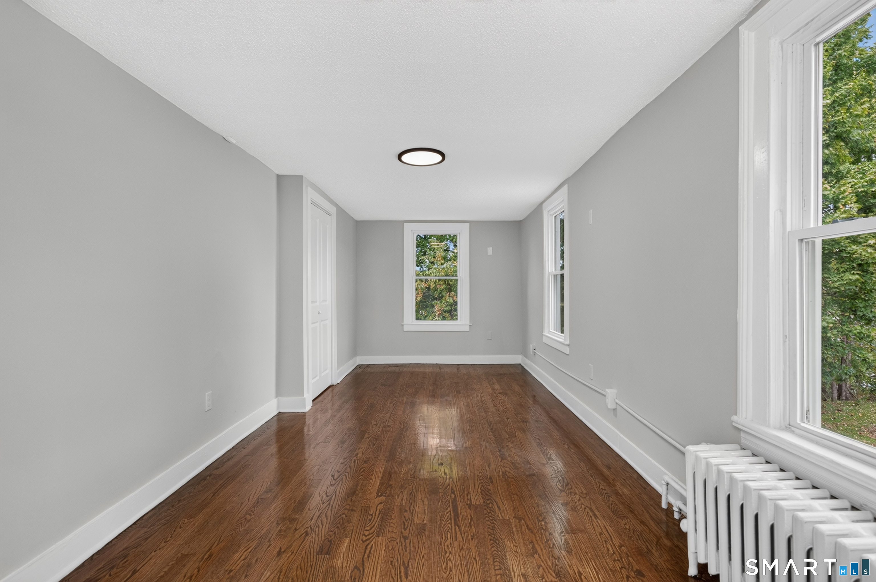 696 High Street Property Photo 32