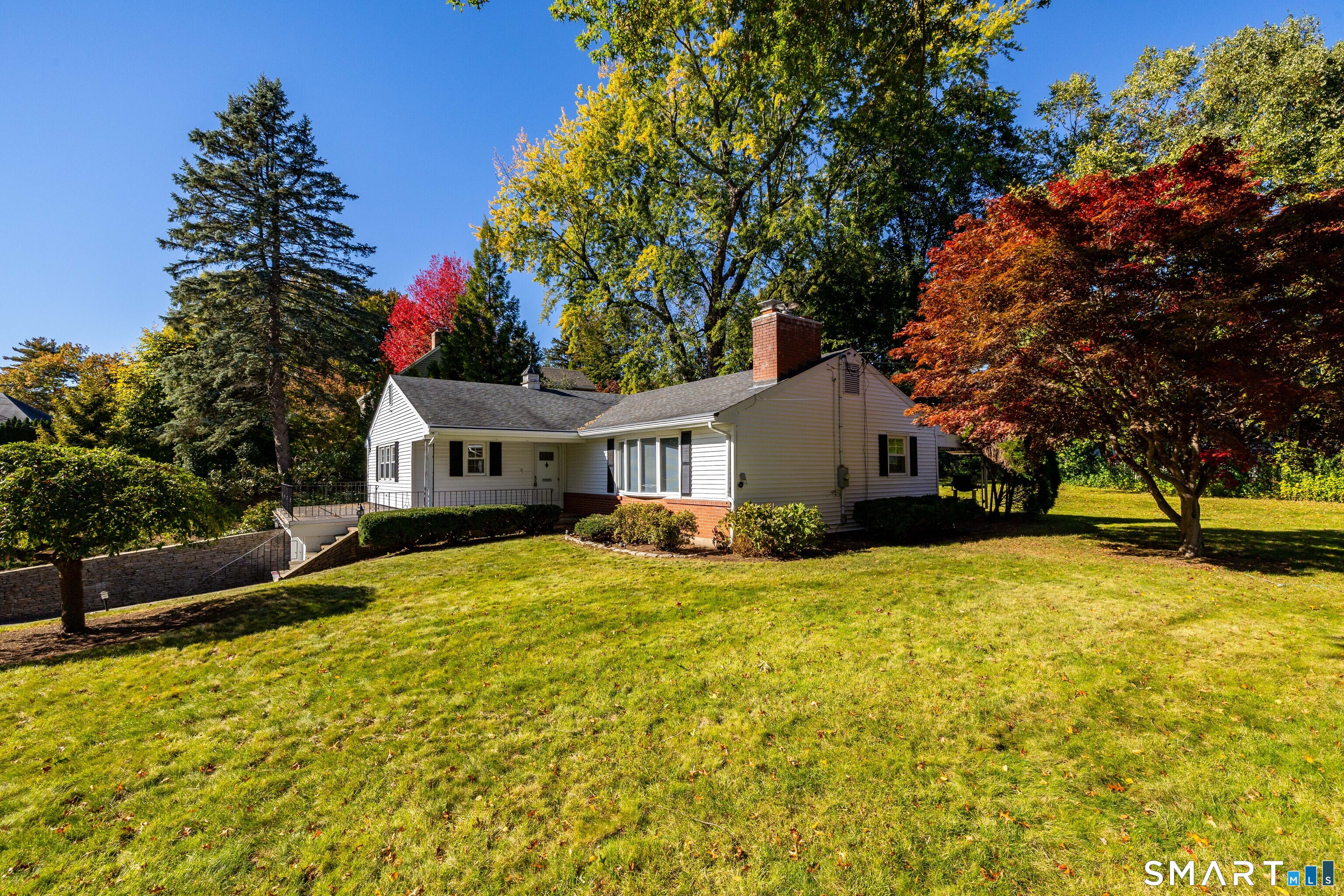 1864 Asylum Avenue Property Photo 1