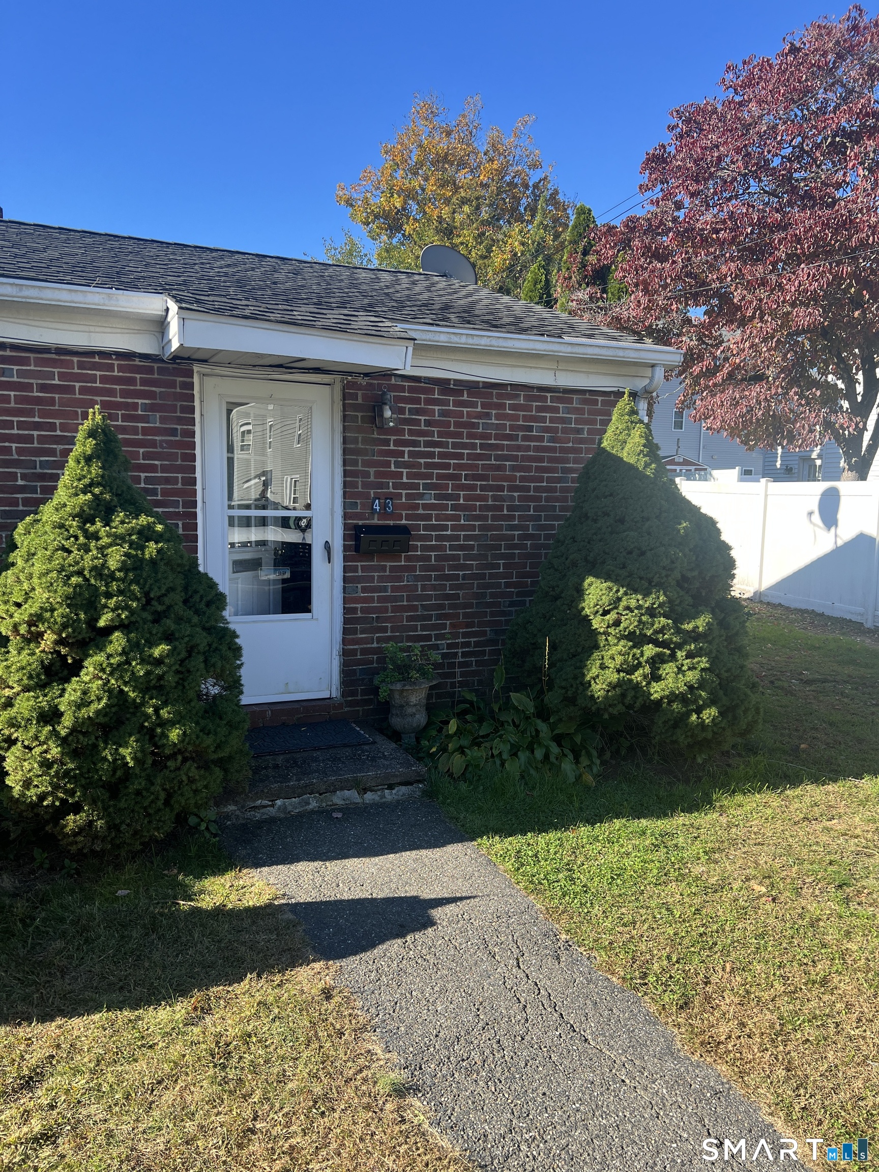 43 Beacon View Drive Property Photo 1