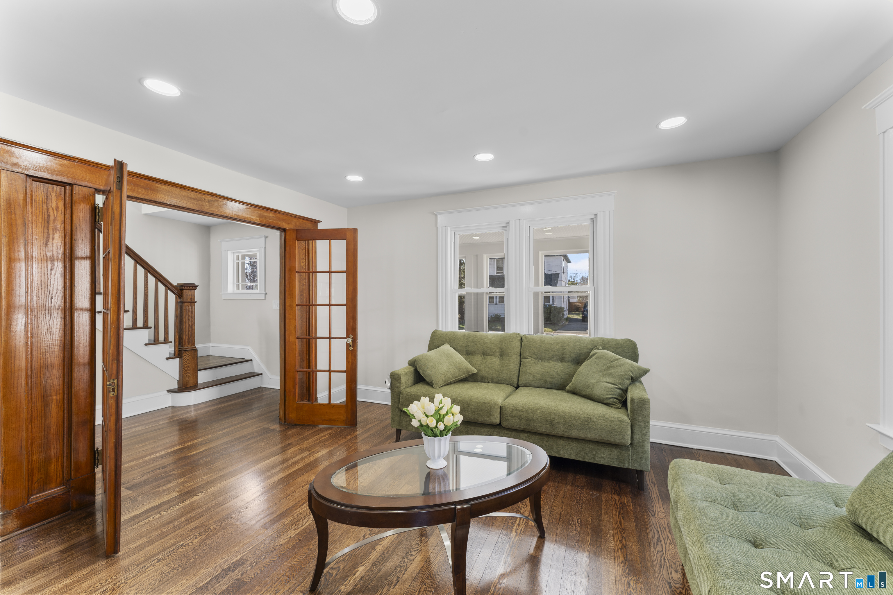 30 Oakwood Street Property Photo 2
