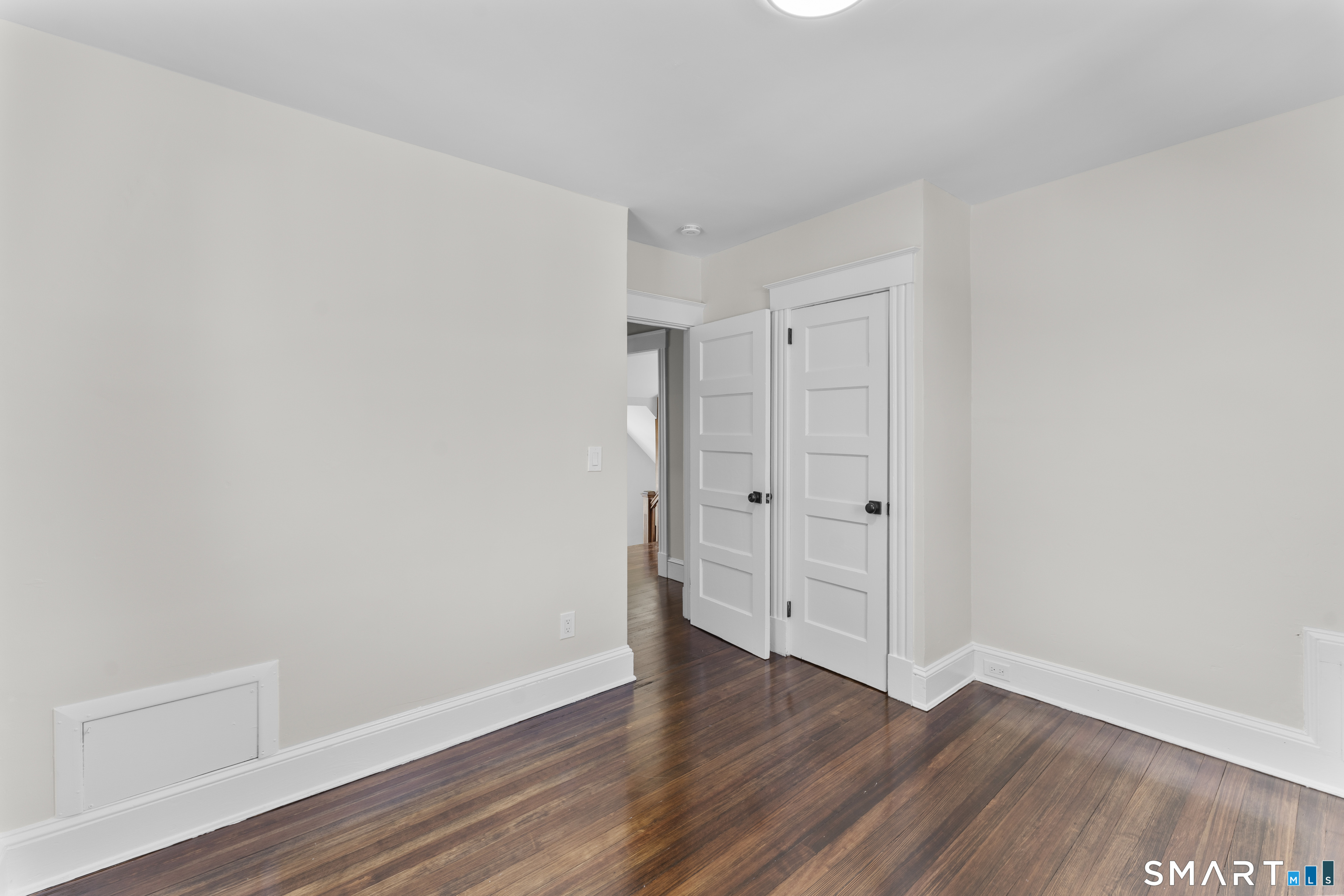 30 Oakwood Street Property Photo 11