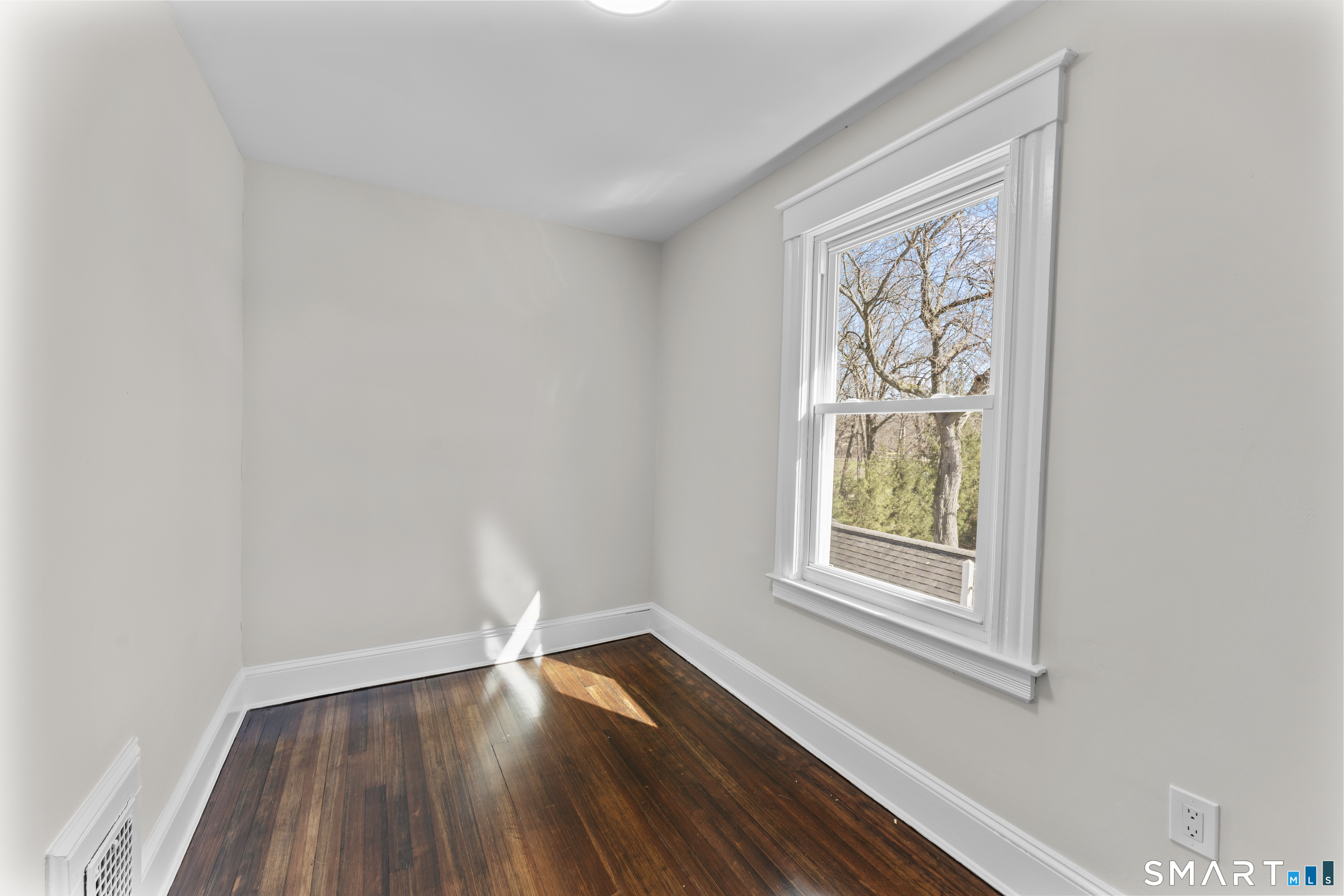 30 Oakwood Street Property Photo 12