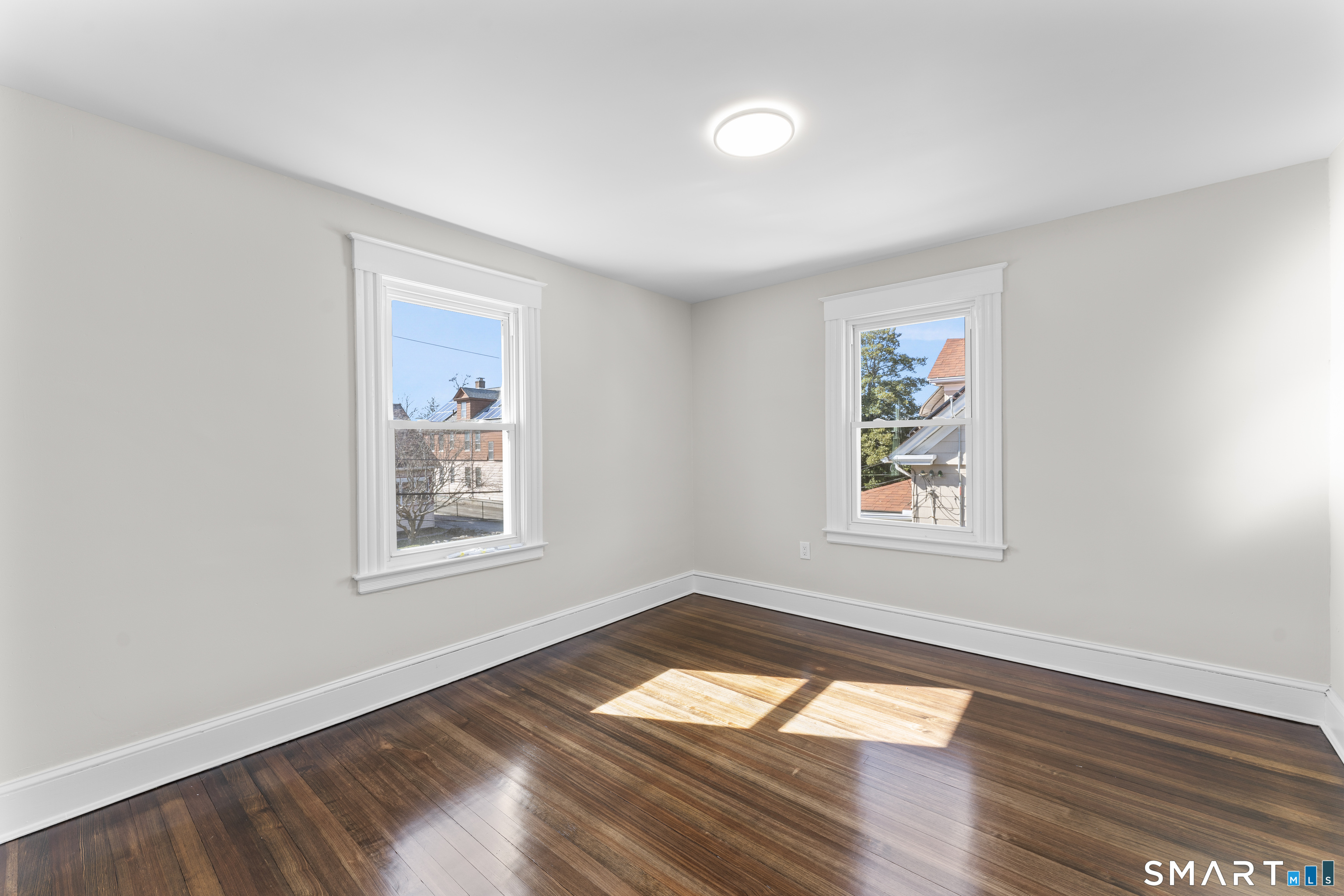 30 Oakwood Street Property Photo 15
