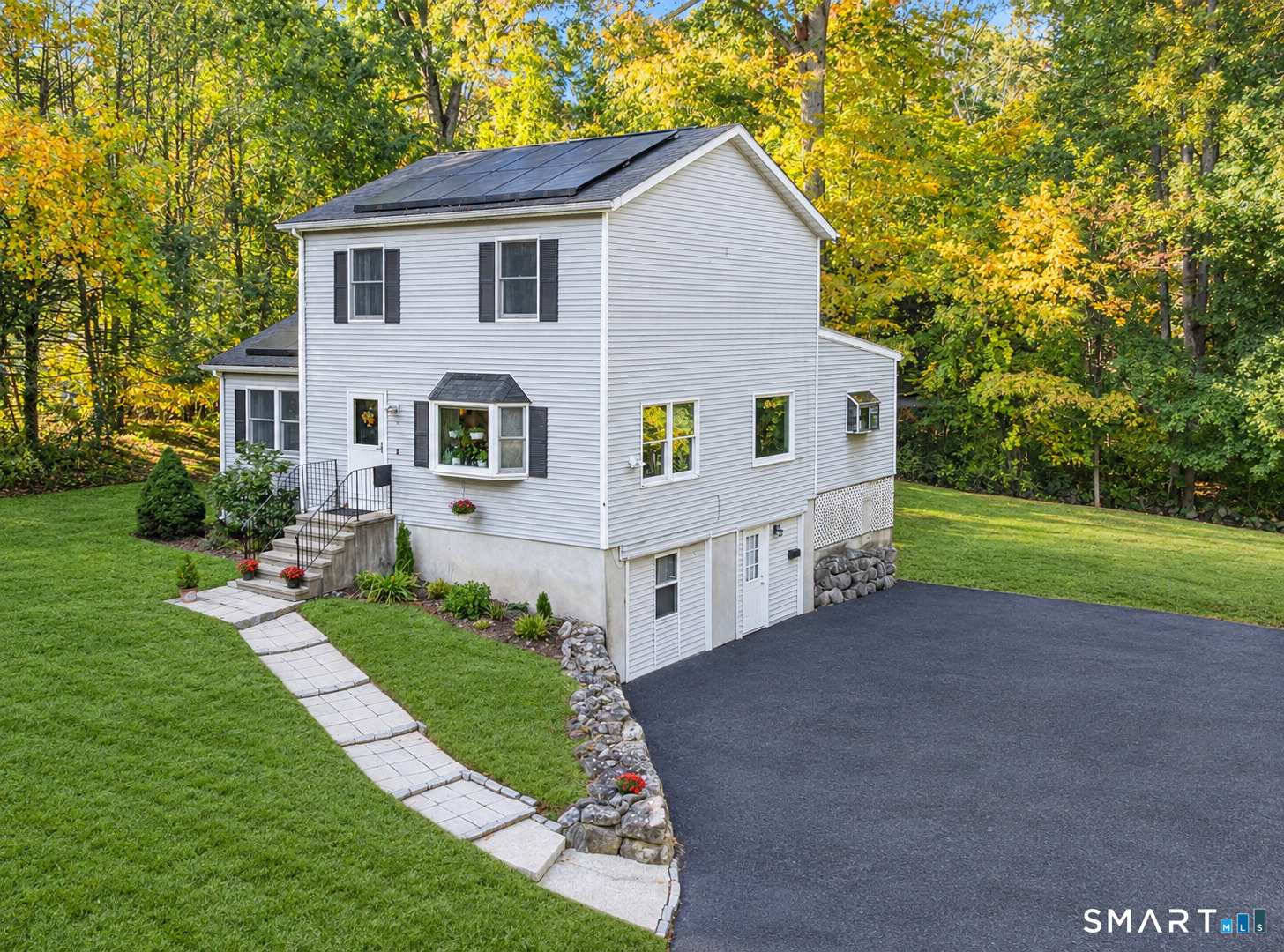 30 Lagana Lane Property Photo 1