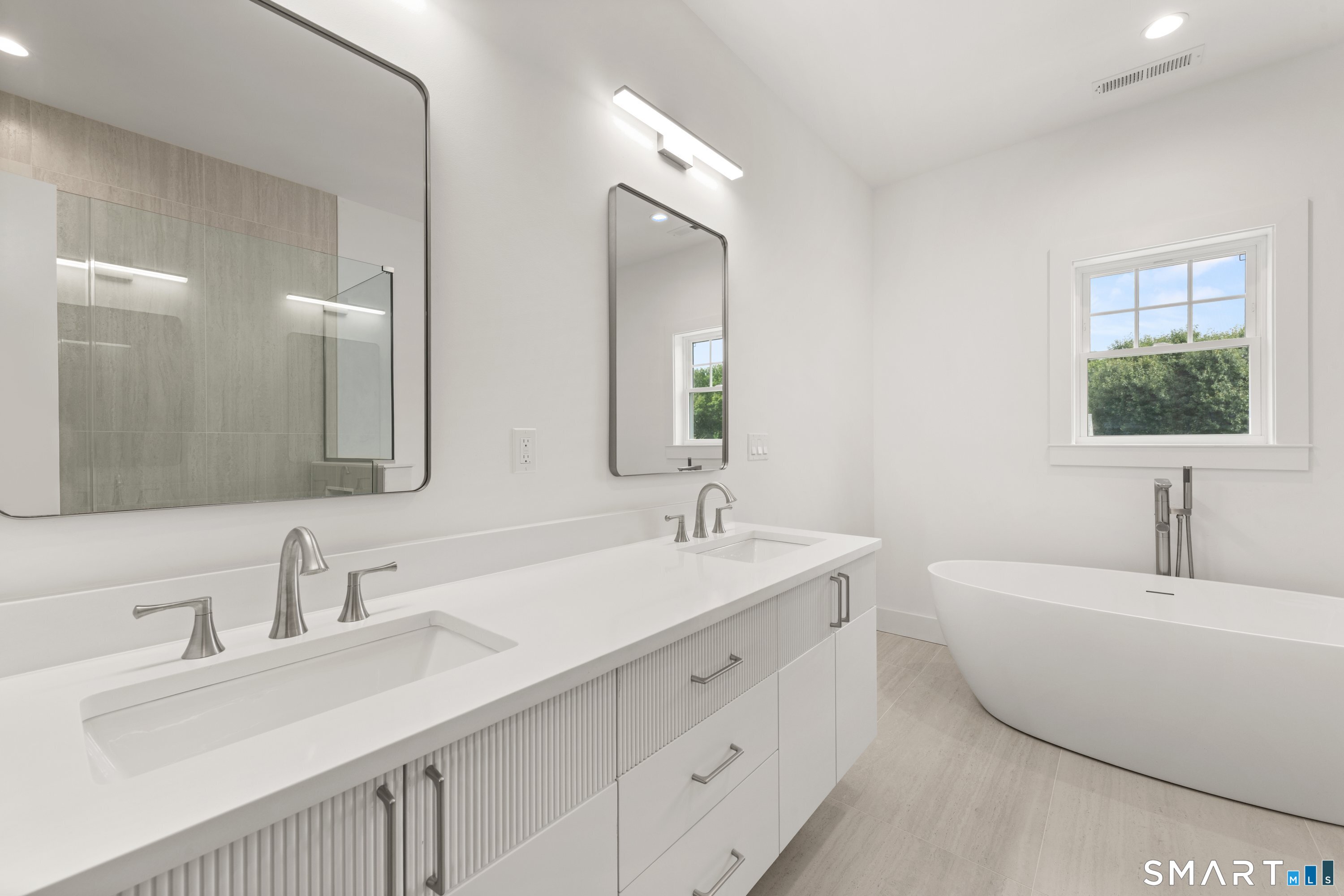 45 Sterling Street Property Photo 18