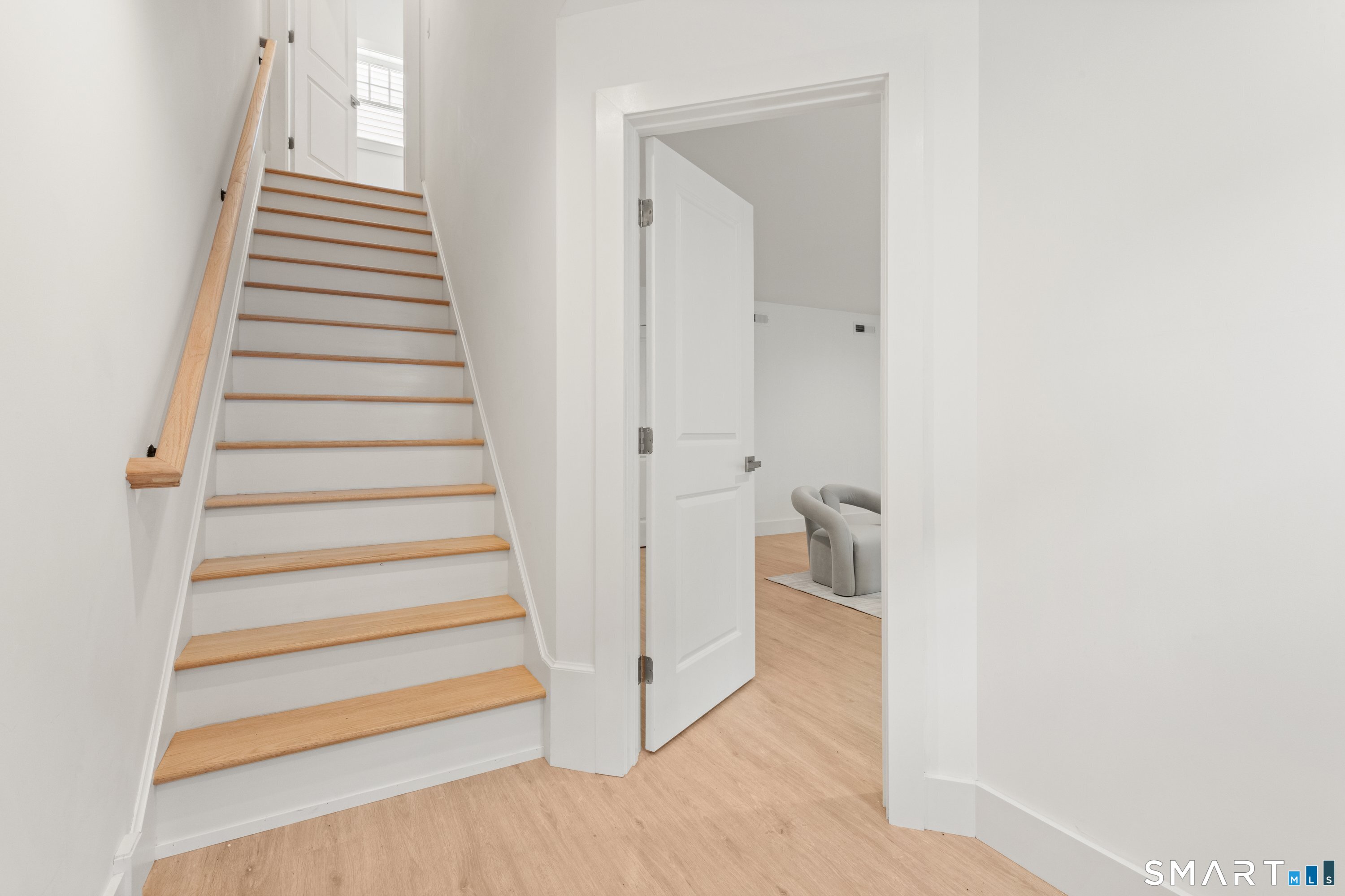45 Sterling Street Property Photo 27