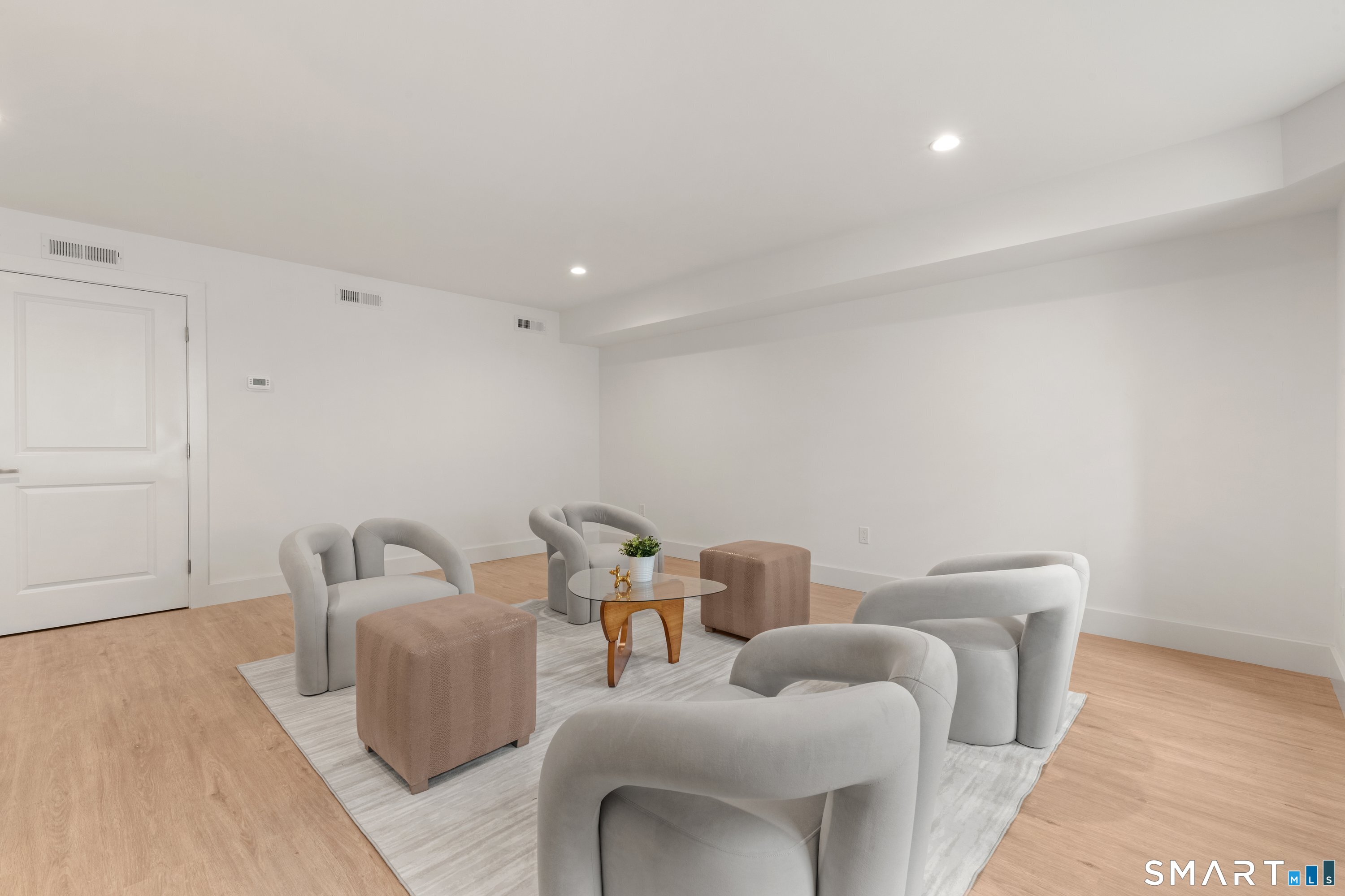 45 Sterling Street Property Photo 29