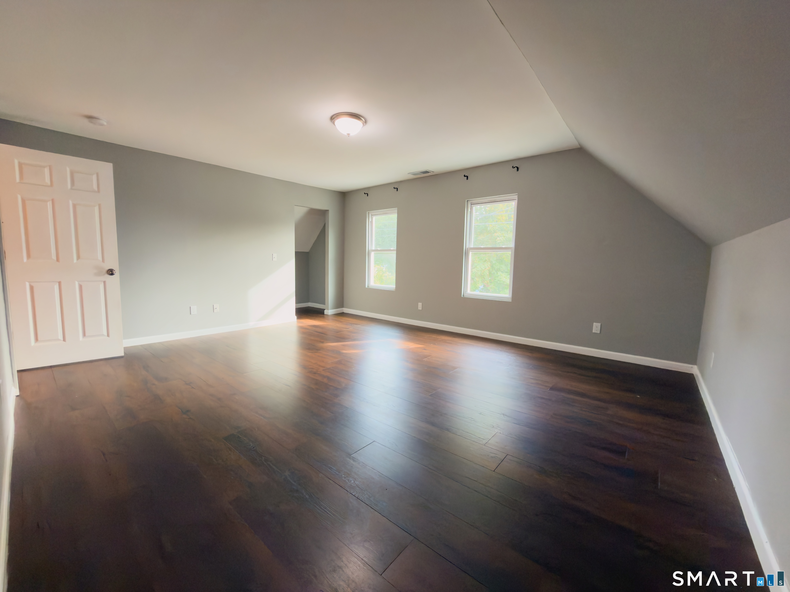 42 Hickory Street Property Photo 9