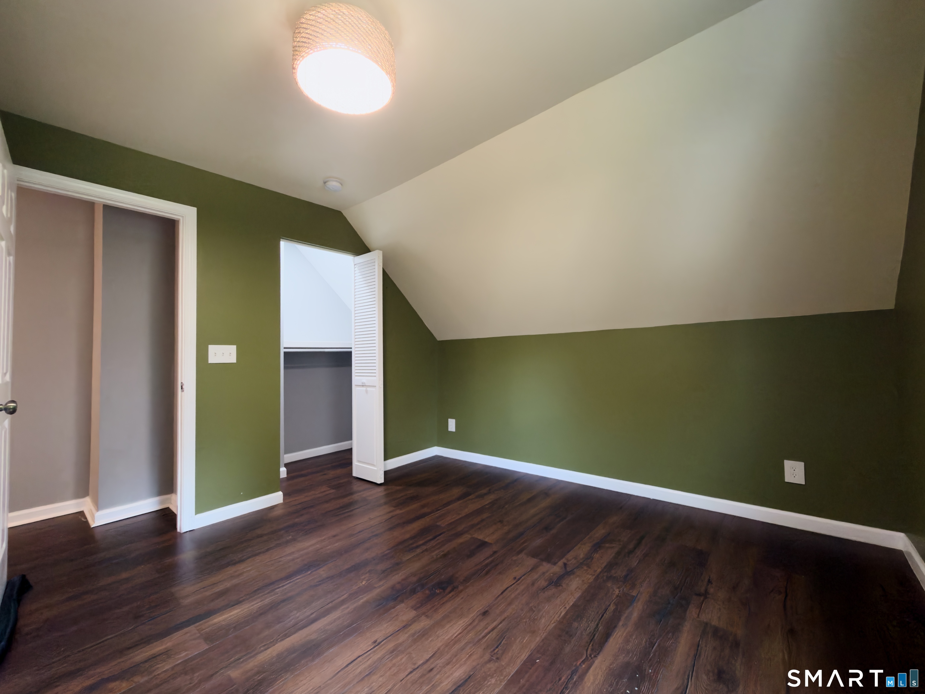 42 Hickory Street Property Photo 10