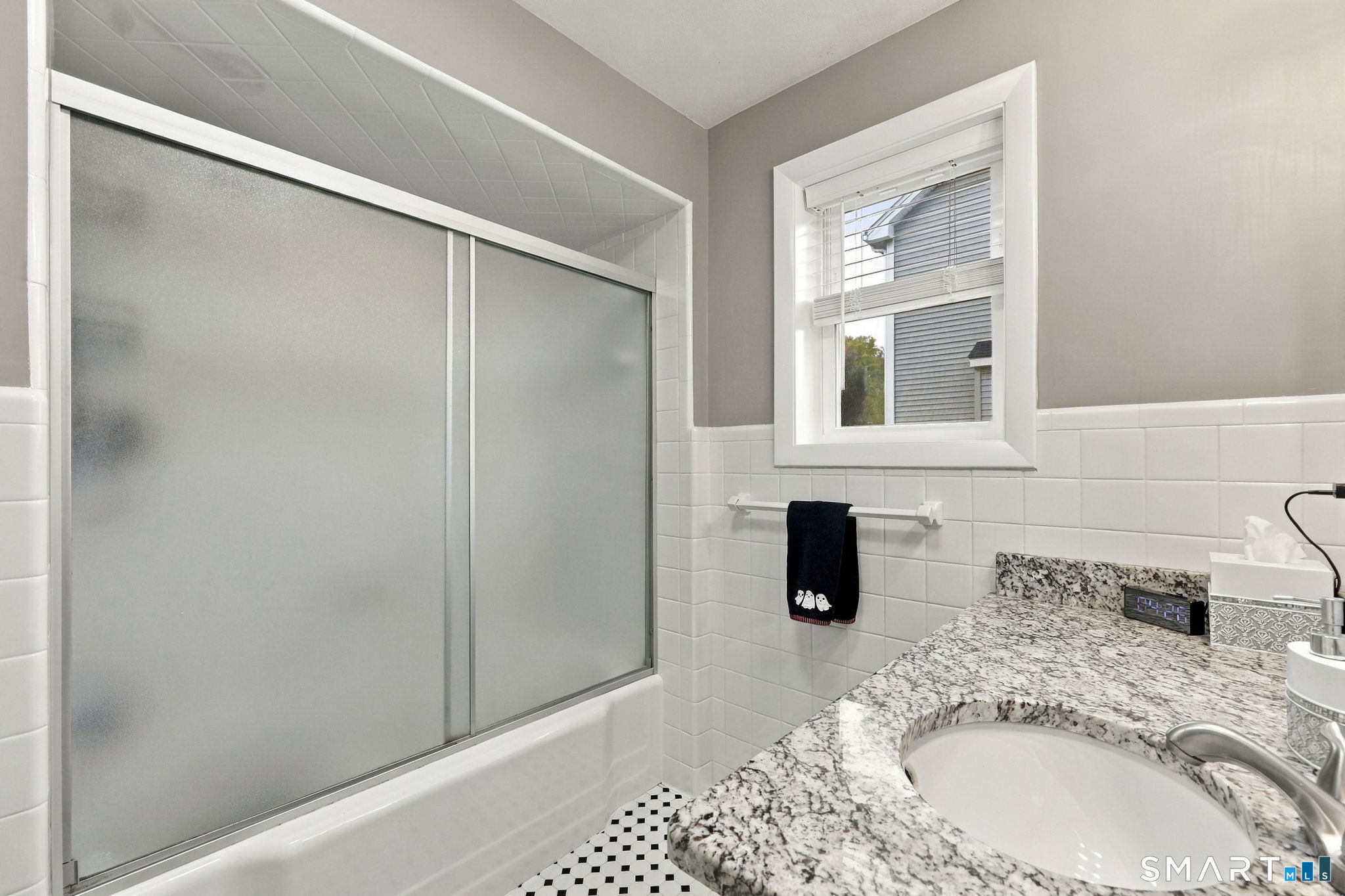 655 Nevers Road Property Photo 22