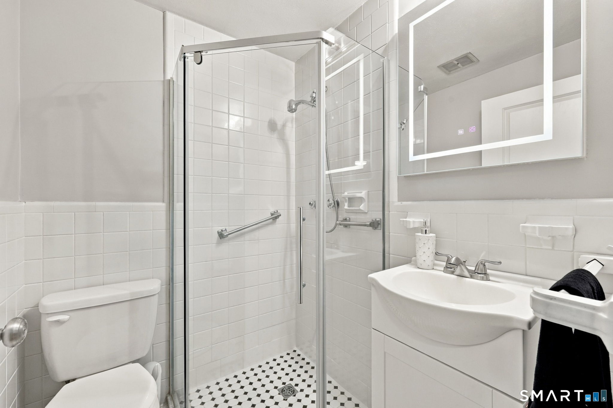 655 Nevers Road Property Photo 27