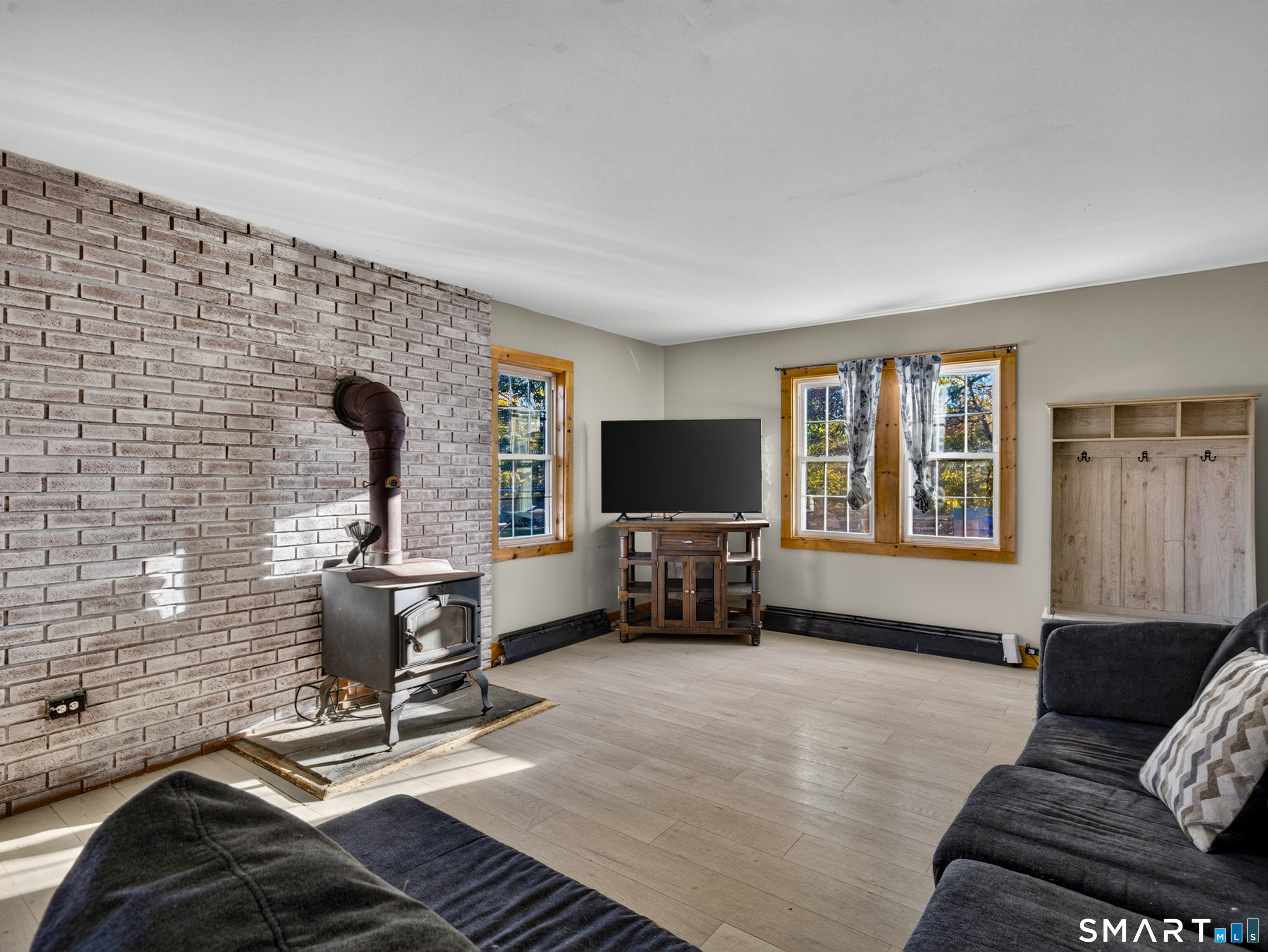 408 Norwich Westerly Road Property Photo 6