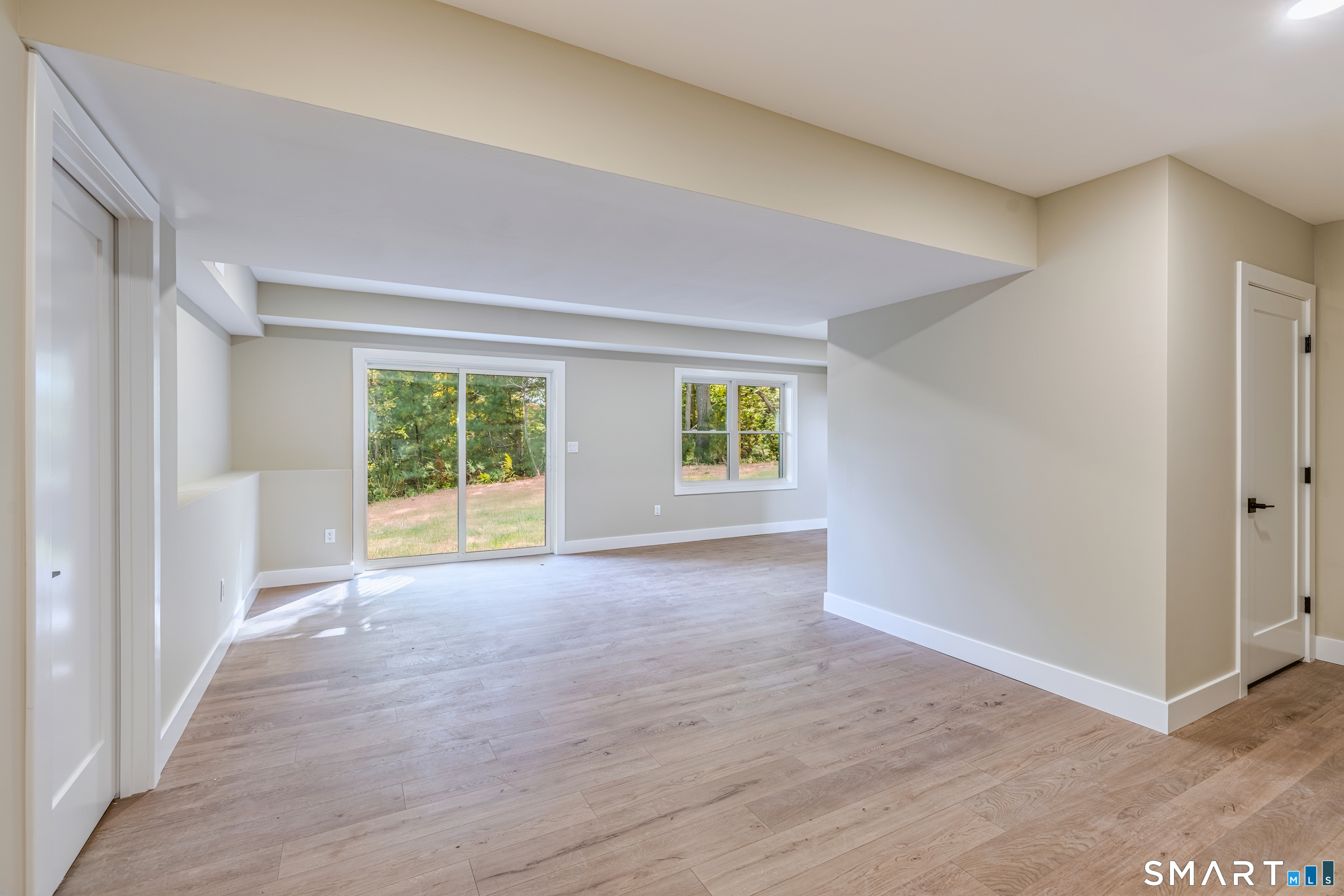 5 Elm Street Property Photo 25