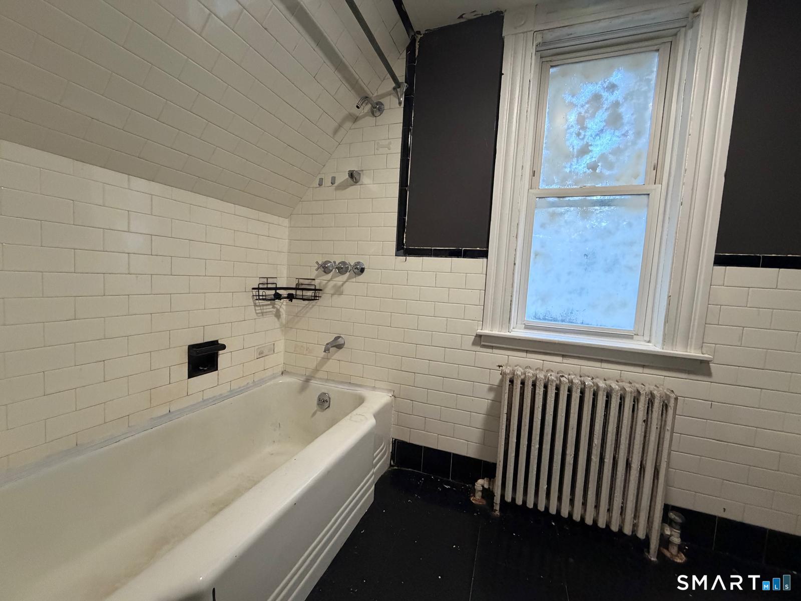 35 Edgehill Avenue Property Photo 23