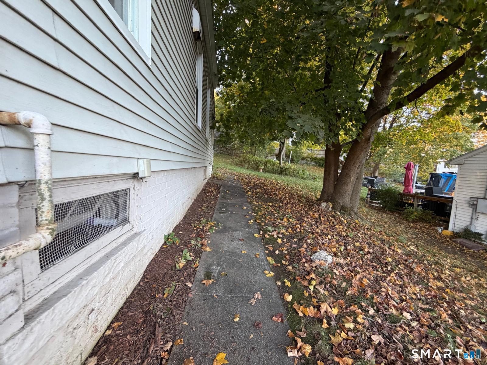 35 Edgehill Avenue Property Photo 28