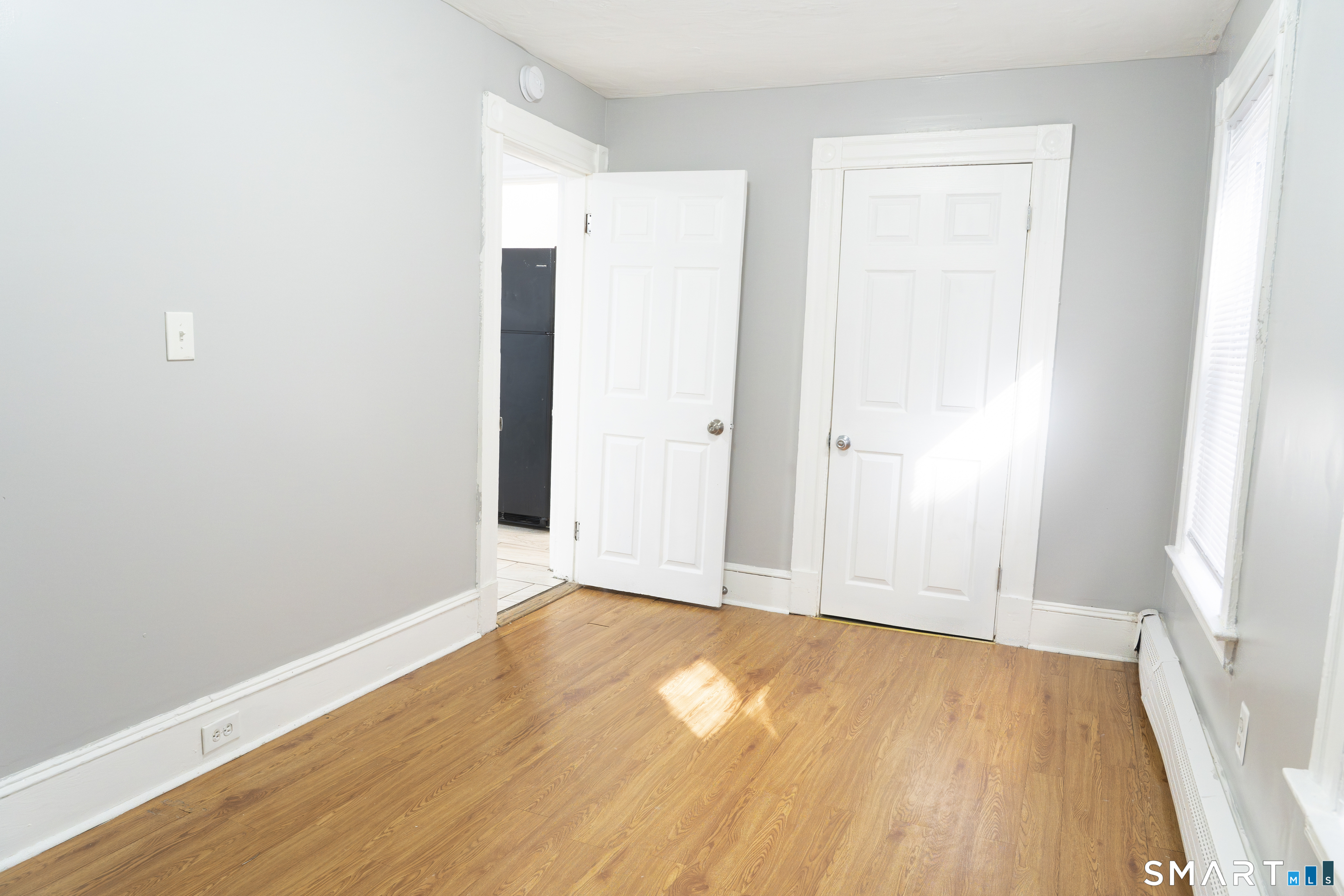 99 Kimberly Avenue Property Photo 4