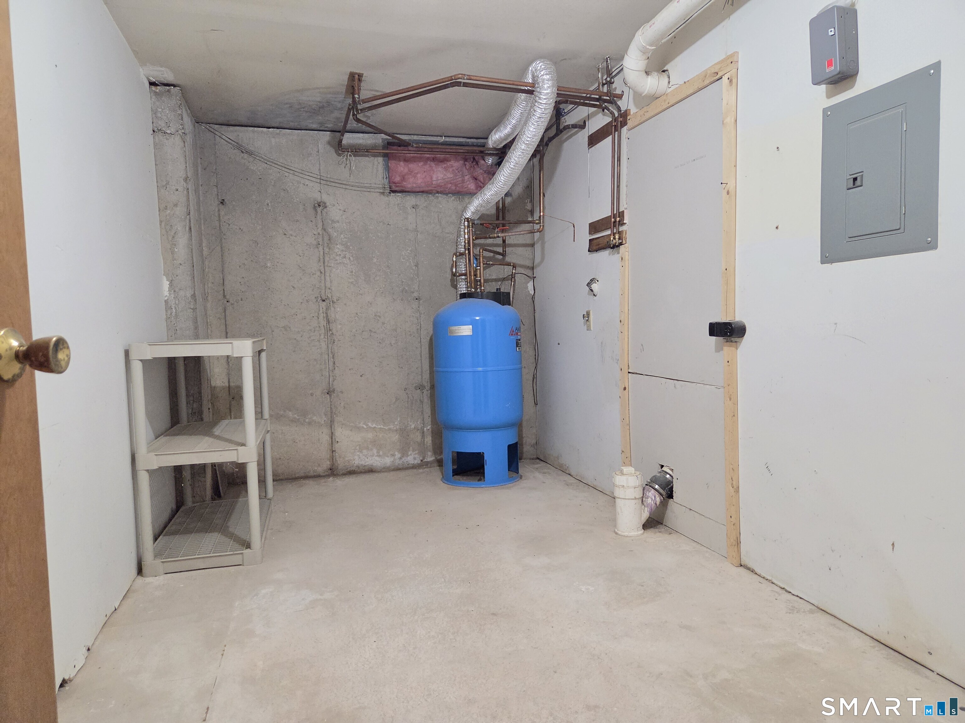 1730 Farmington Avenue Property Photo 19