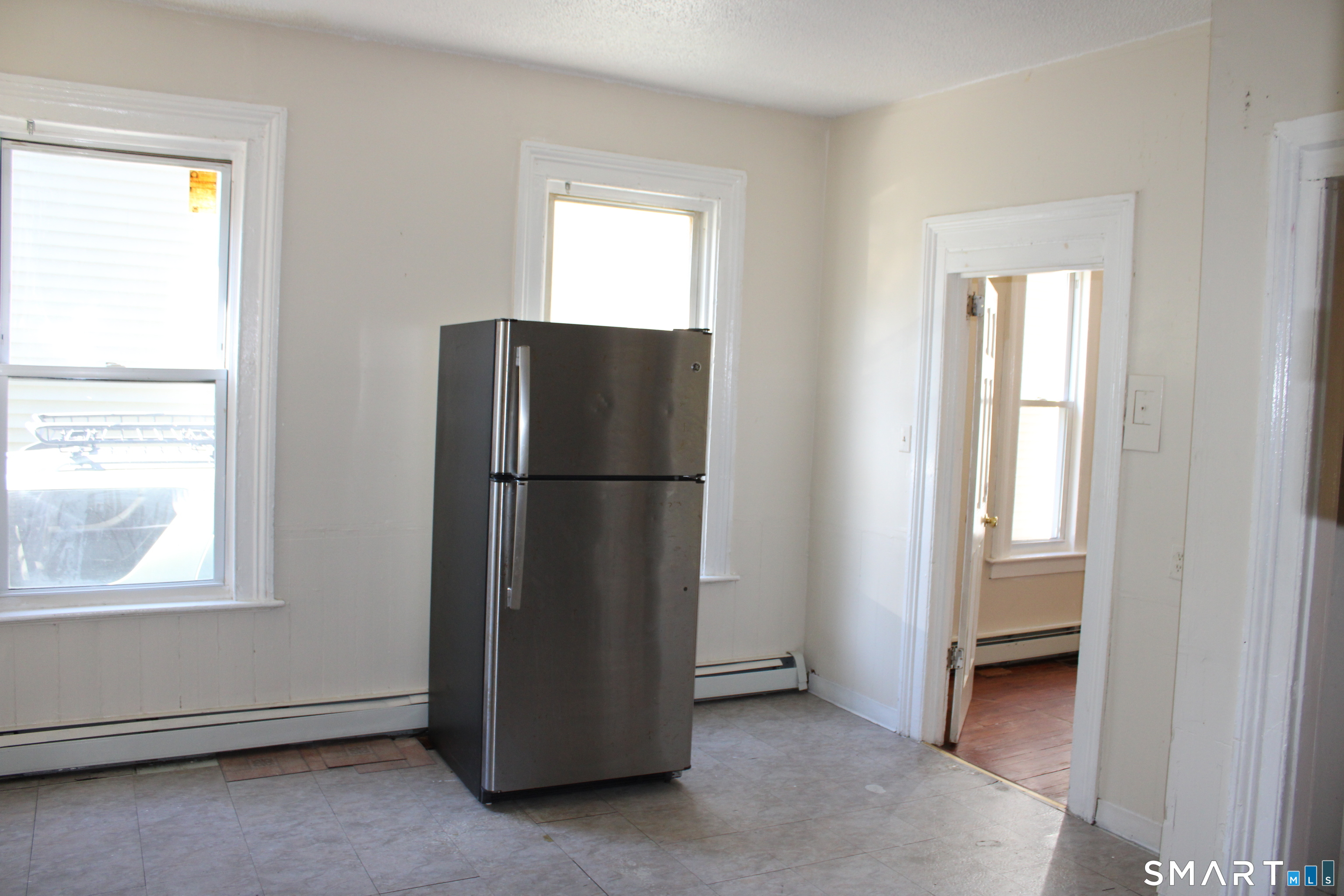 84 Henry 1 Street Property Photo 2