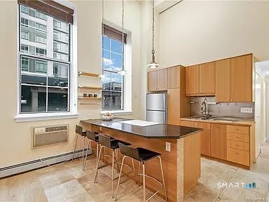 124 Court 307 Street Property Photo 3