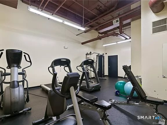 124 Court 307 Street Property Photo 14