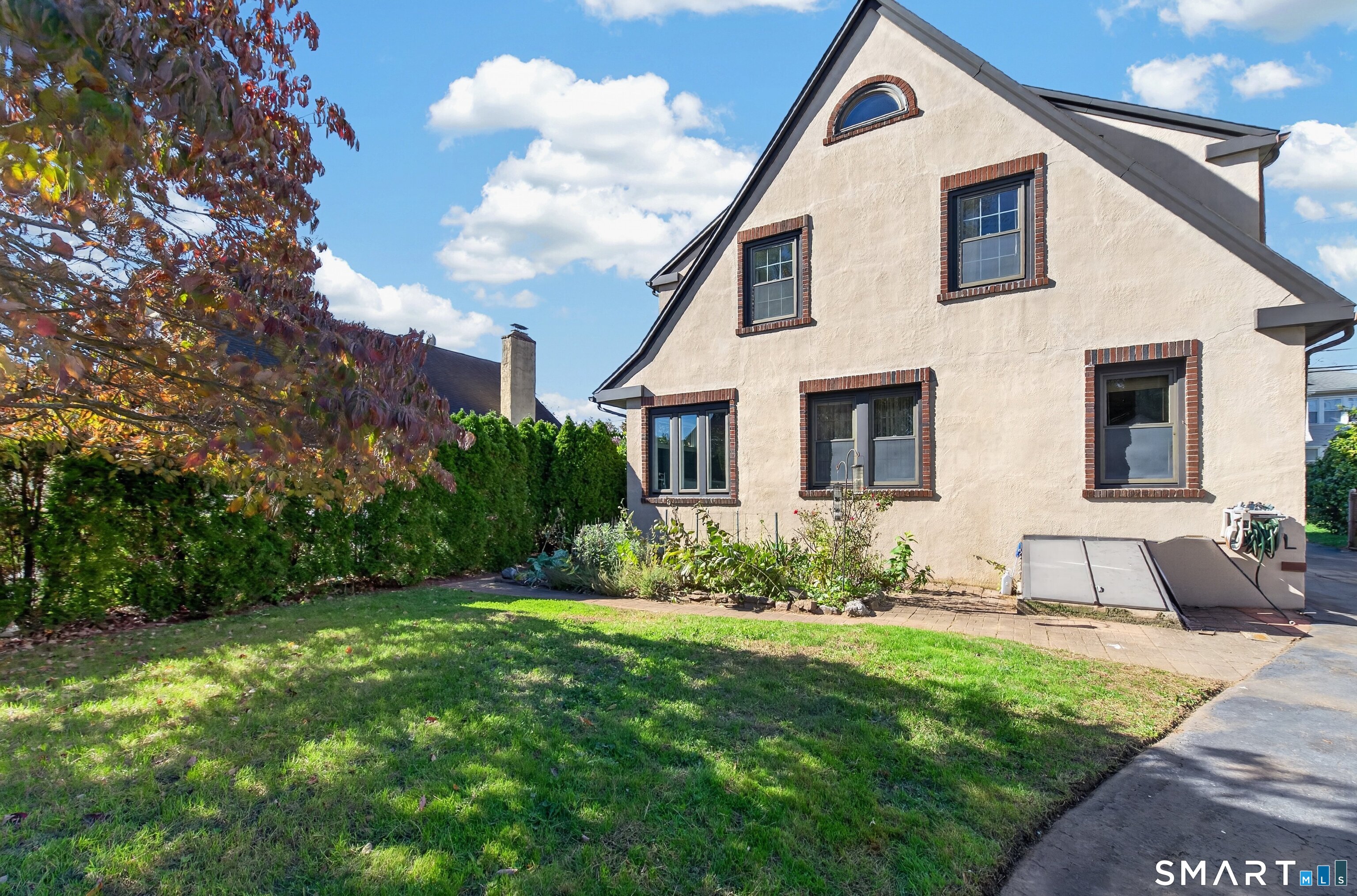 83 Bradley Avenue Property Photo 30