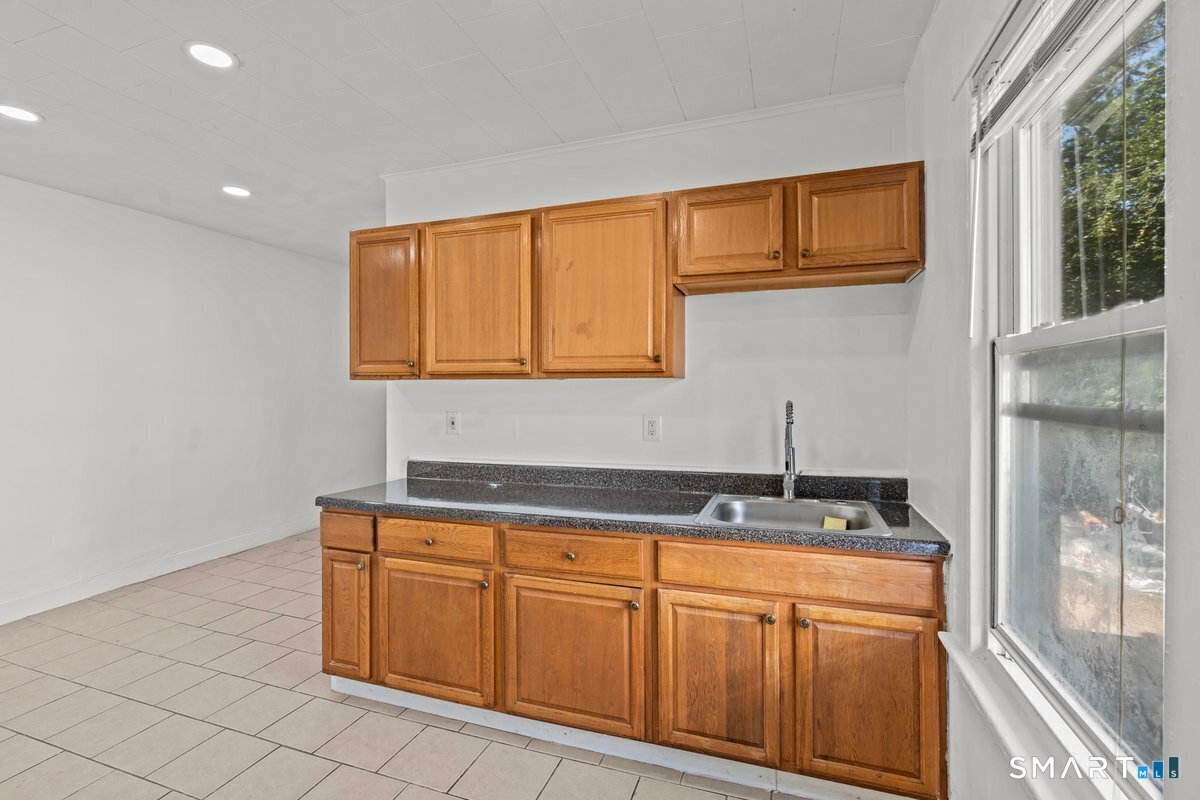 56 Blake 1r Street Property Photo 2