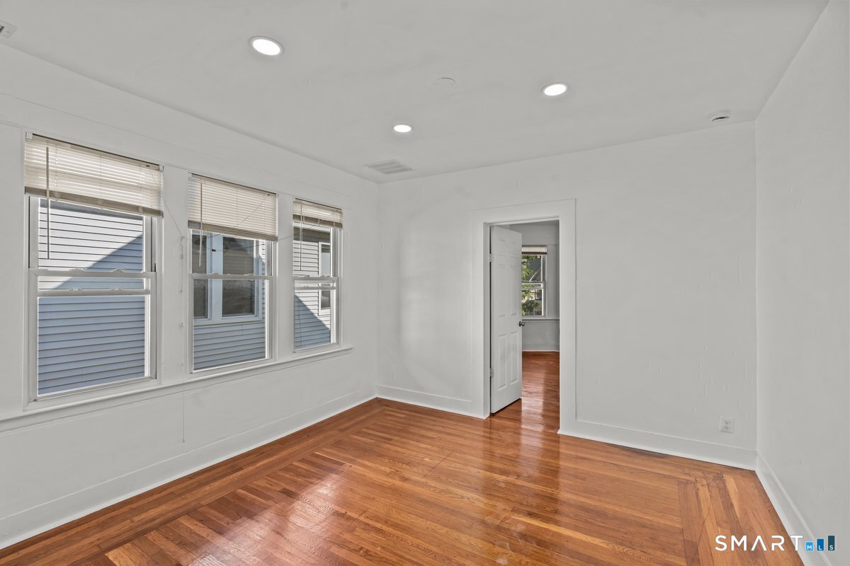 56 Blake 1r Street Property Photo 5