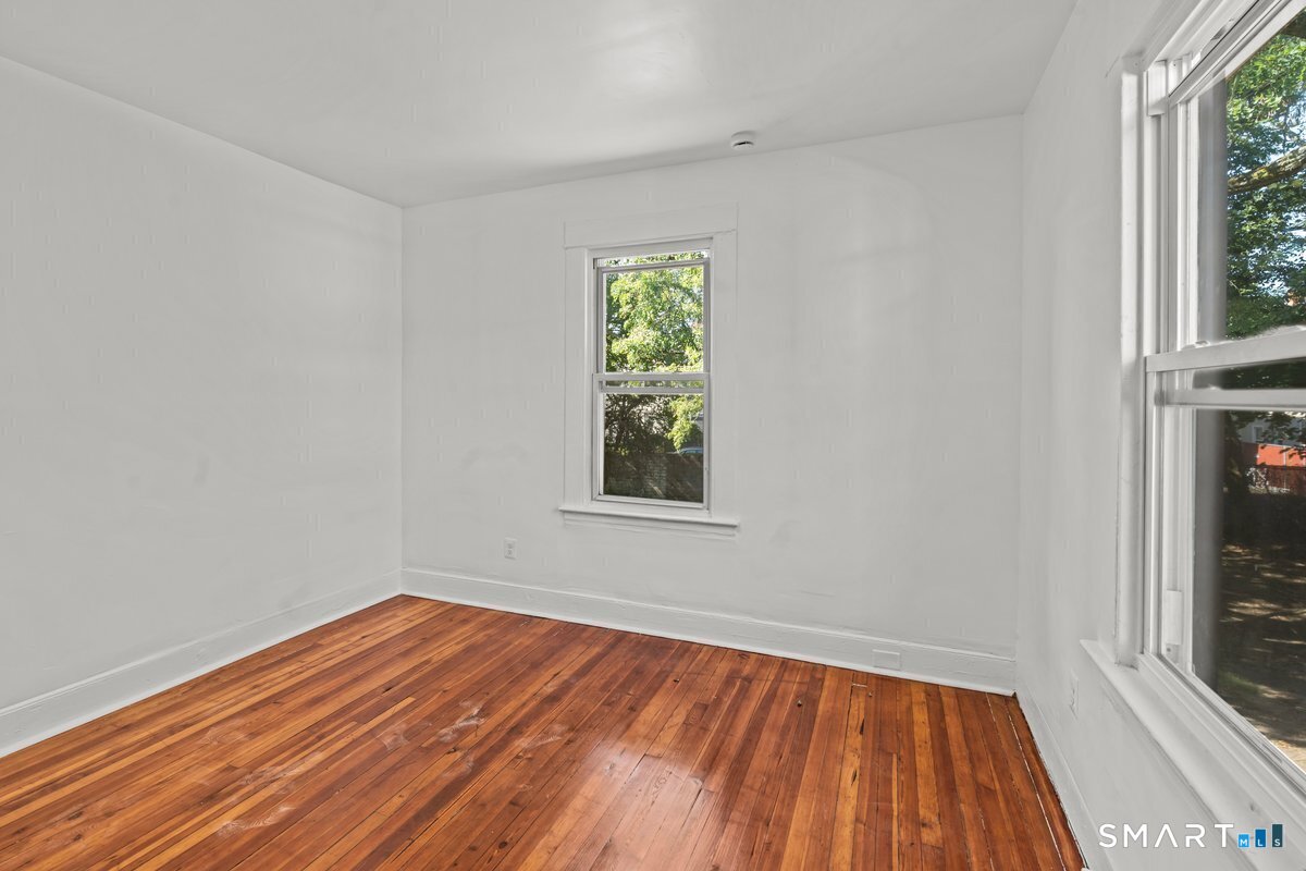 56 Blake 1r Street Property Photo 9