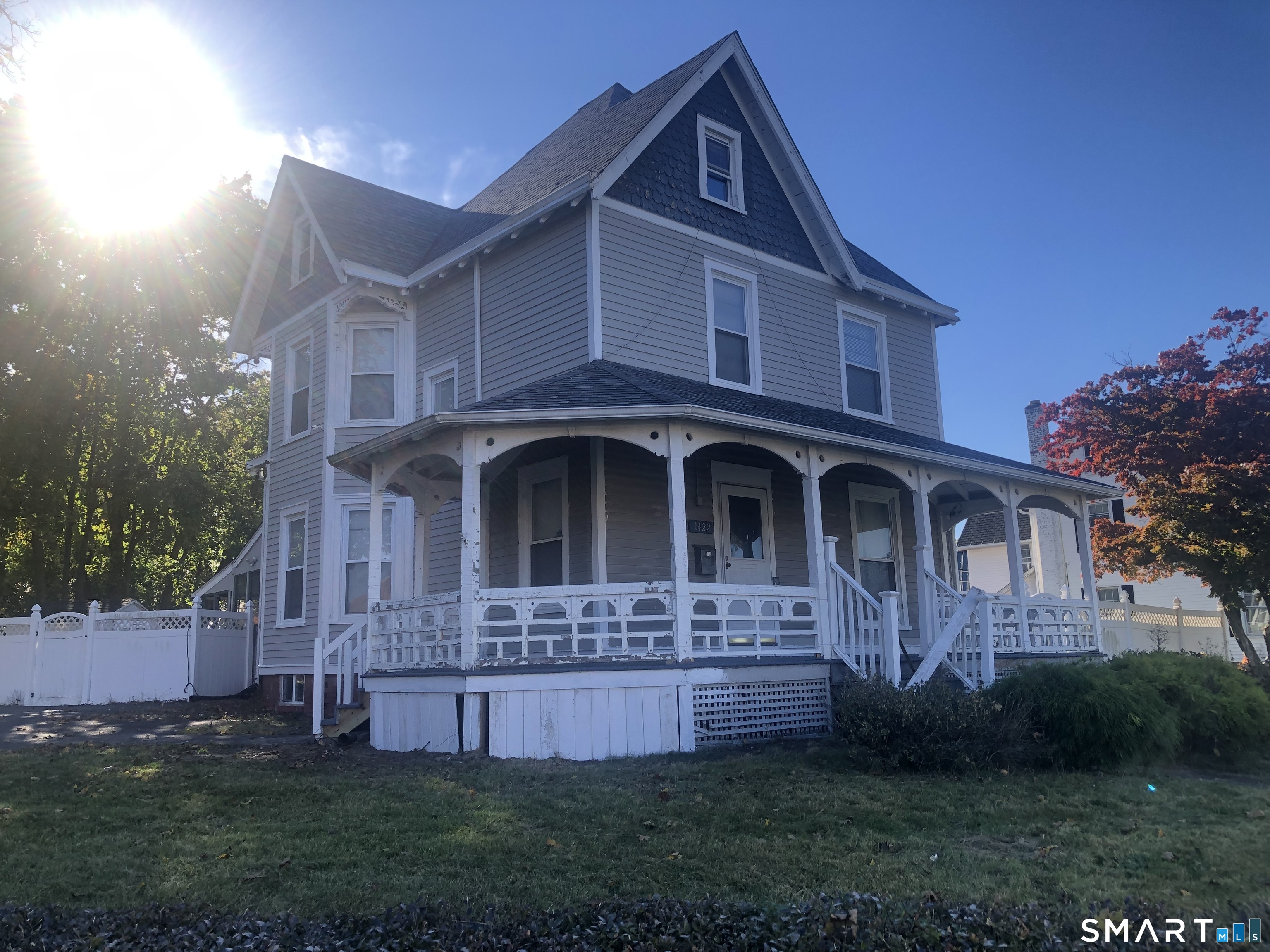 1422 Main Street Property Photo 2