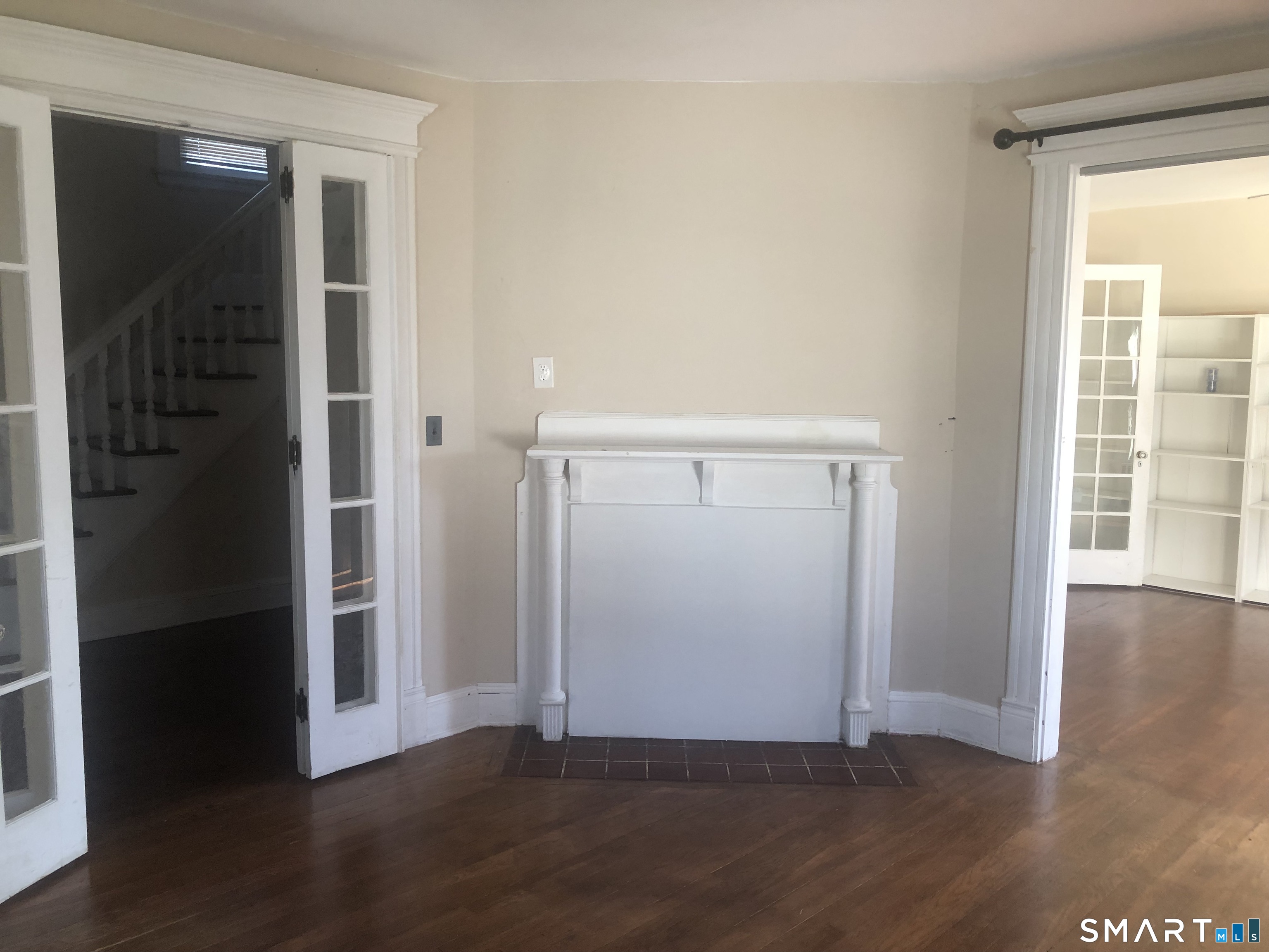1422 Main Street Property Photo 7