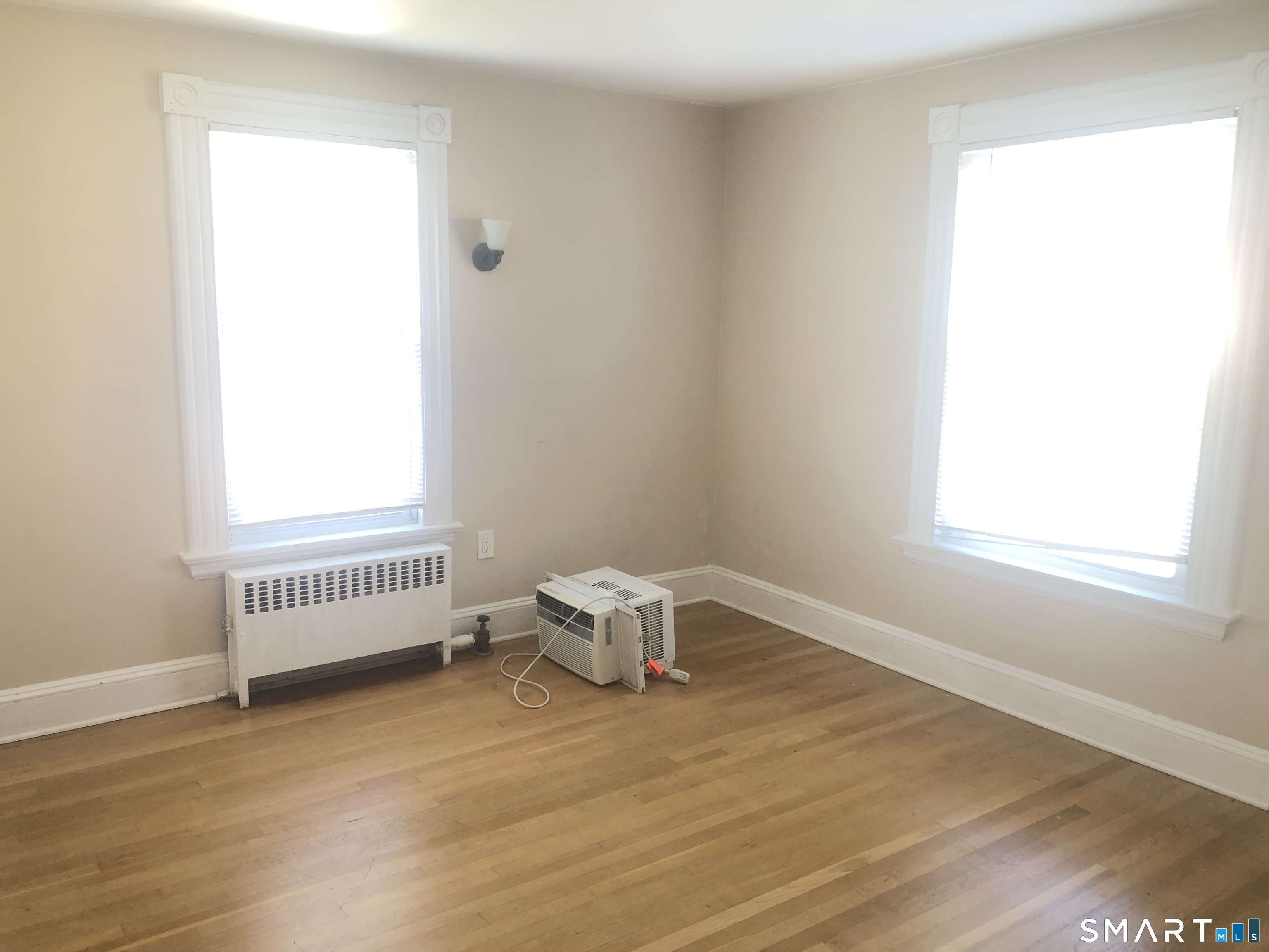 1422 Main Street Property Photo 11