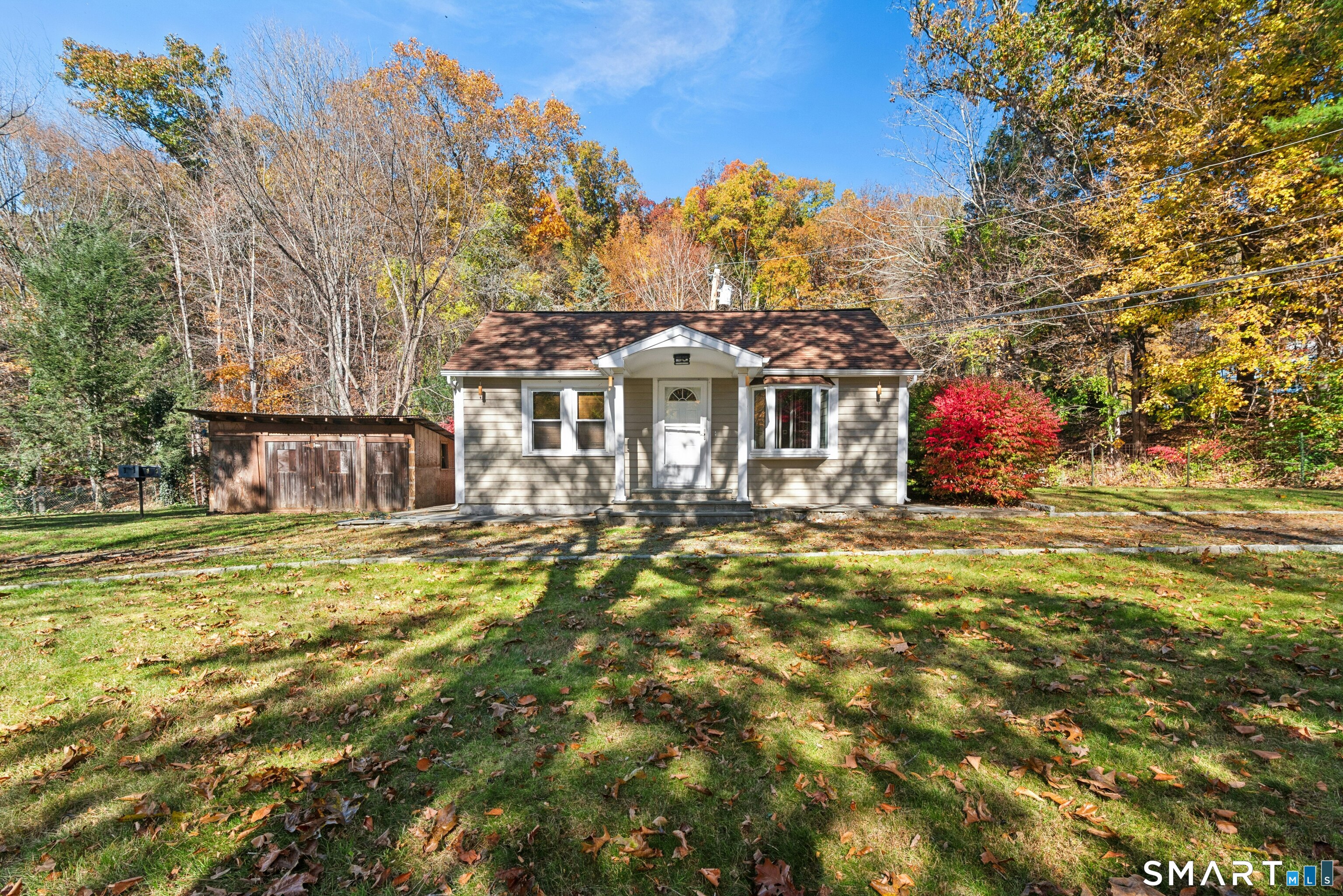 85 Manor Road Property Photo 1
