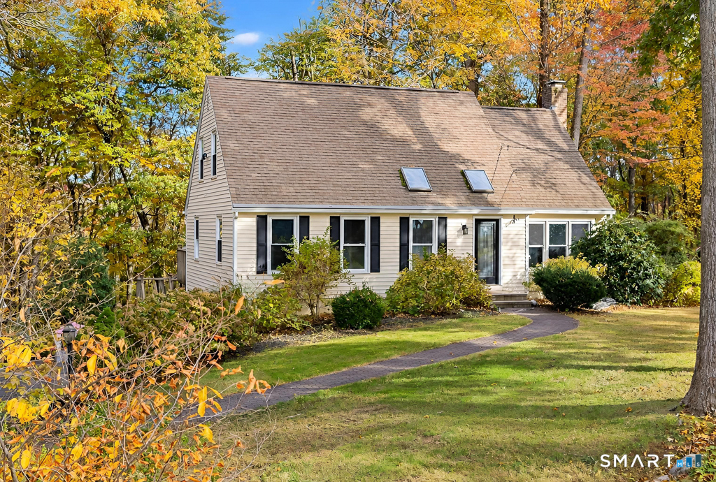 14 Cinnamon Ridge Property Photo 1