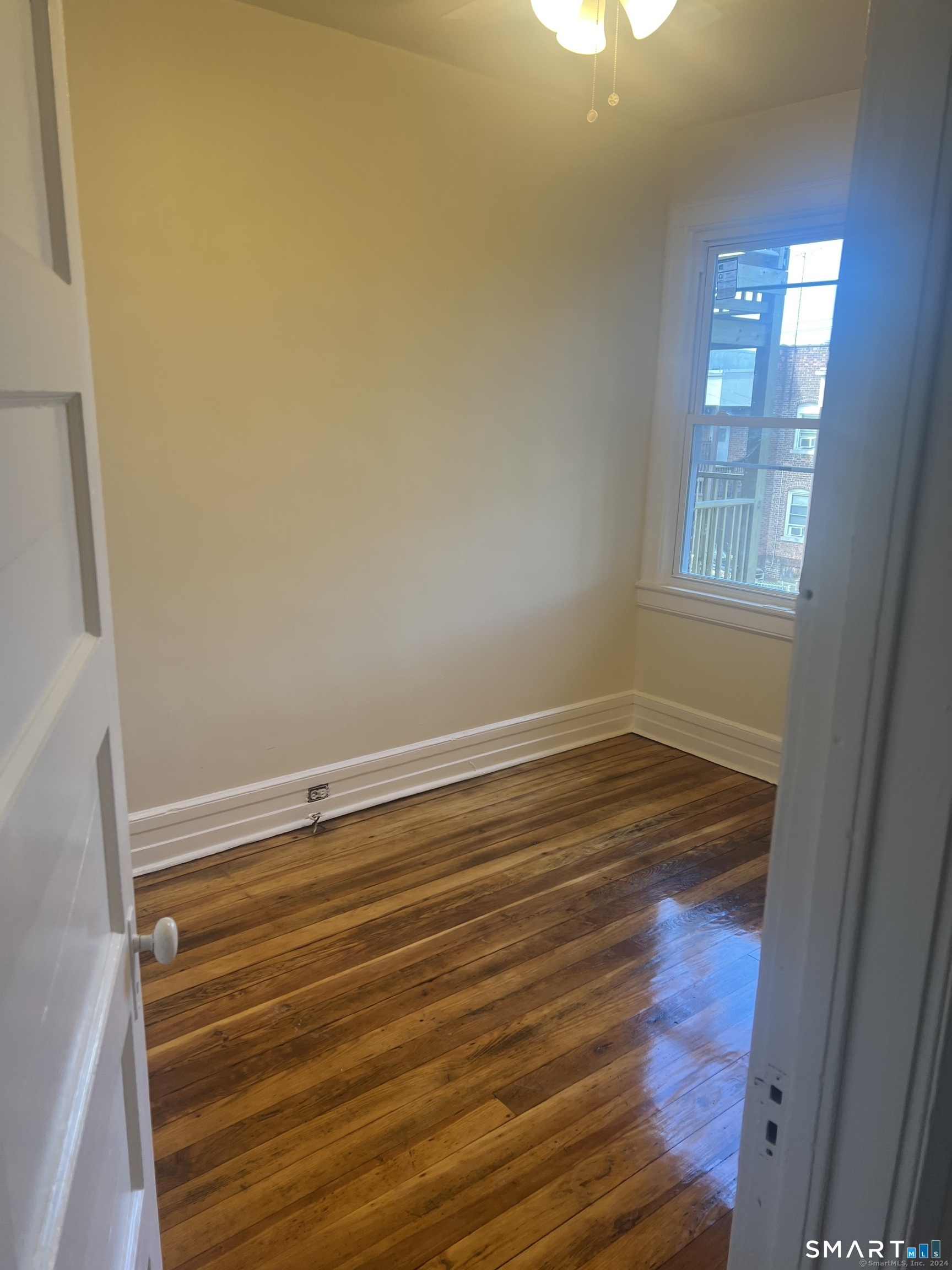 231 Dover Street Property Photo 4