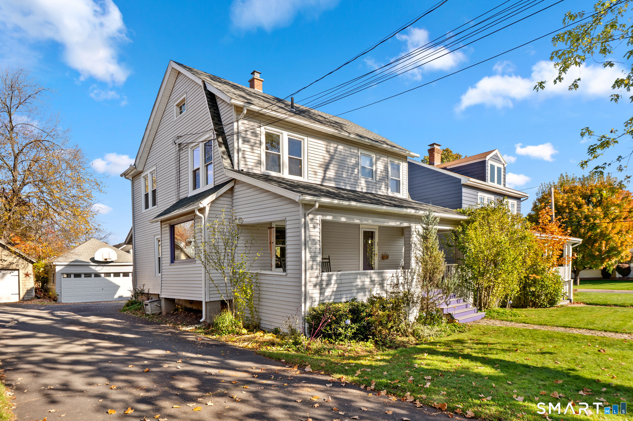 80 Whitman Avenue Property Photo 3