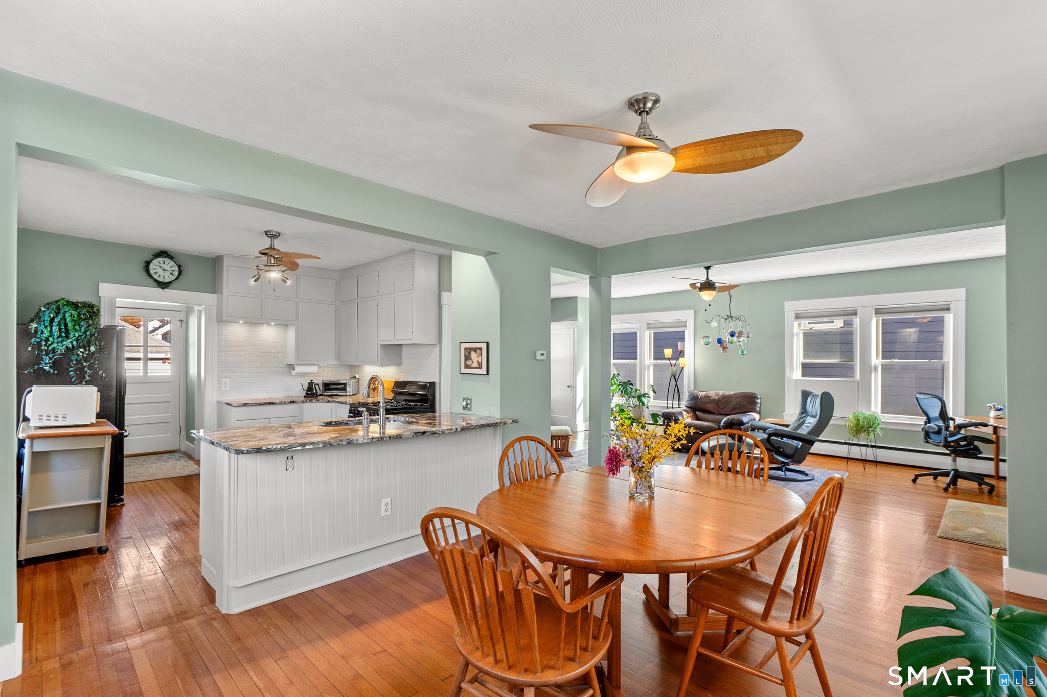 80 Whitman Avenue Property Photo 11