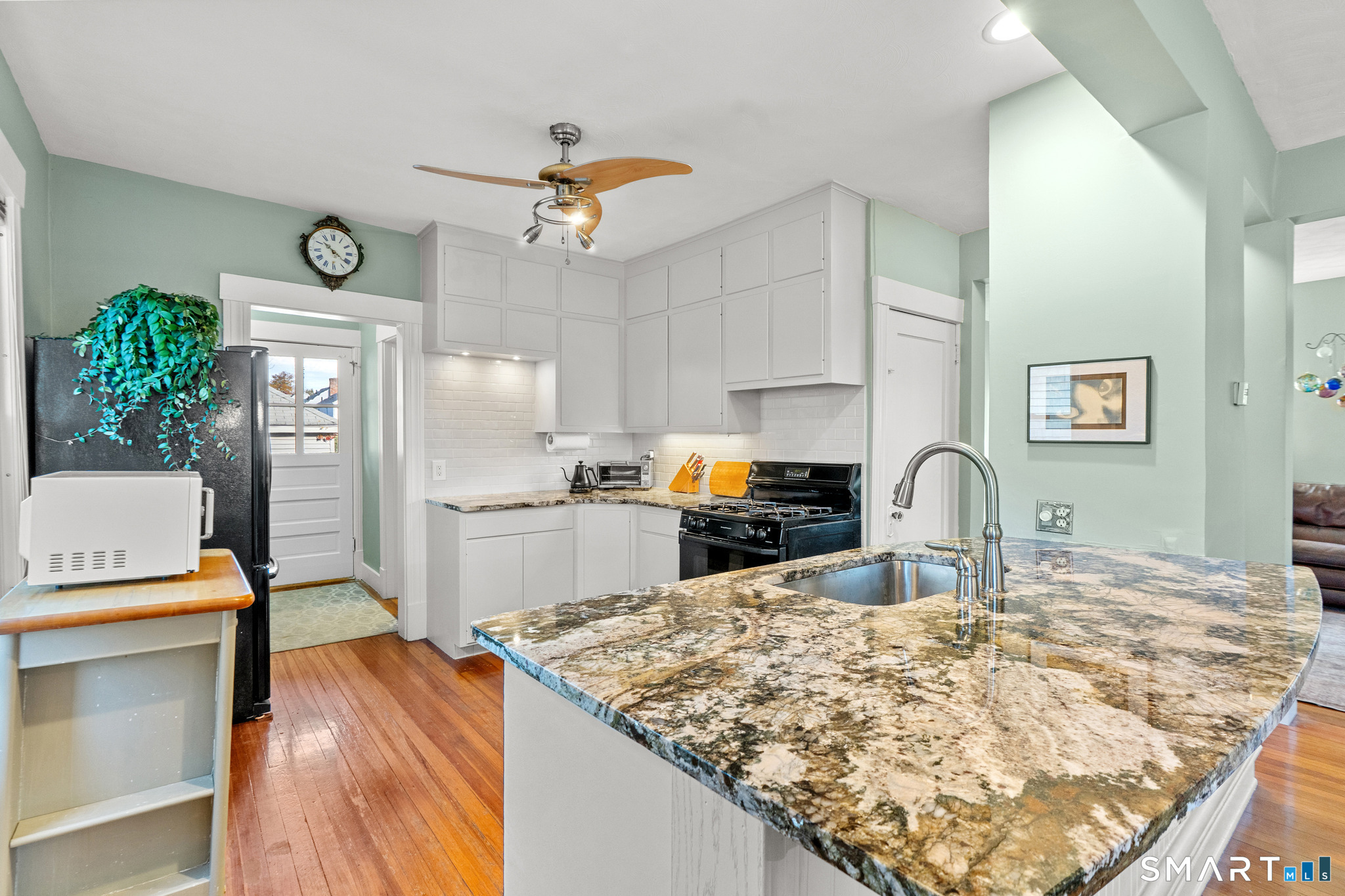 80 Whitman Avenue Property Photo 15