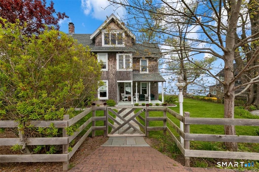 17 Marshall Avenue Property Photo 4