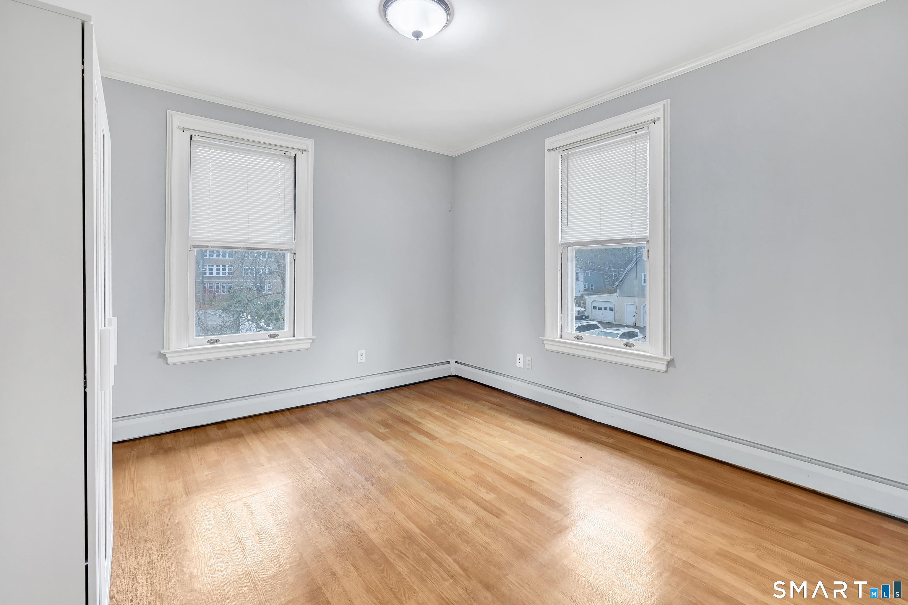 292 Coram Avenue Property Photo 8