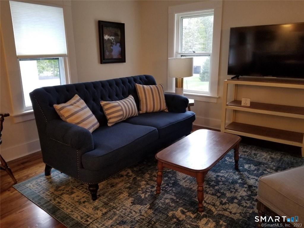10 Library B Street Property Photo 9