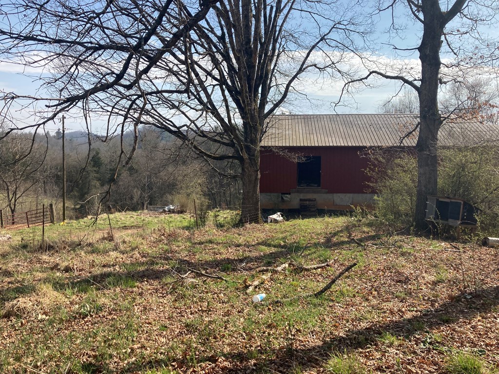 227 Siler Road Property Photo 8