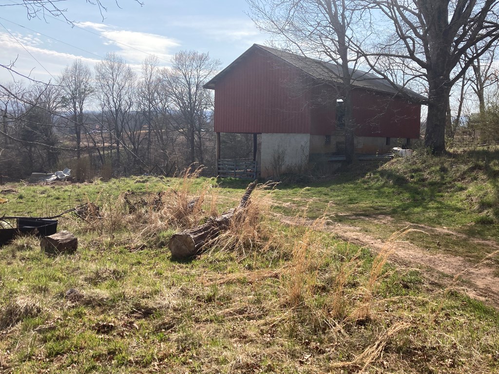 227 Siler Road Property Photo 11