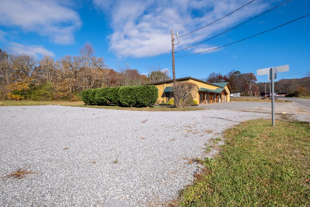 99 Upper Peachtree Road Property Photo 69