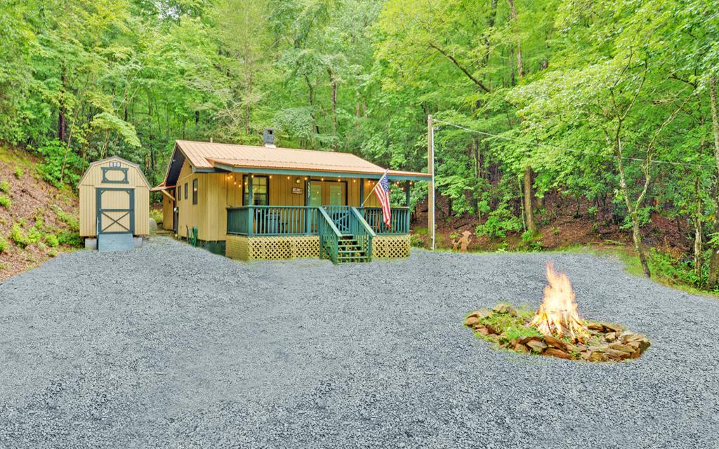 5557 Joe Brown Hwy Property Photo 2