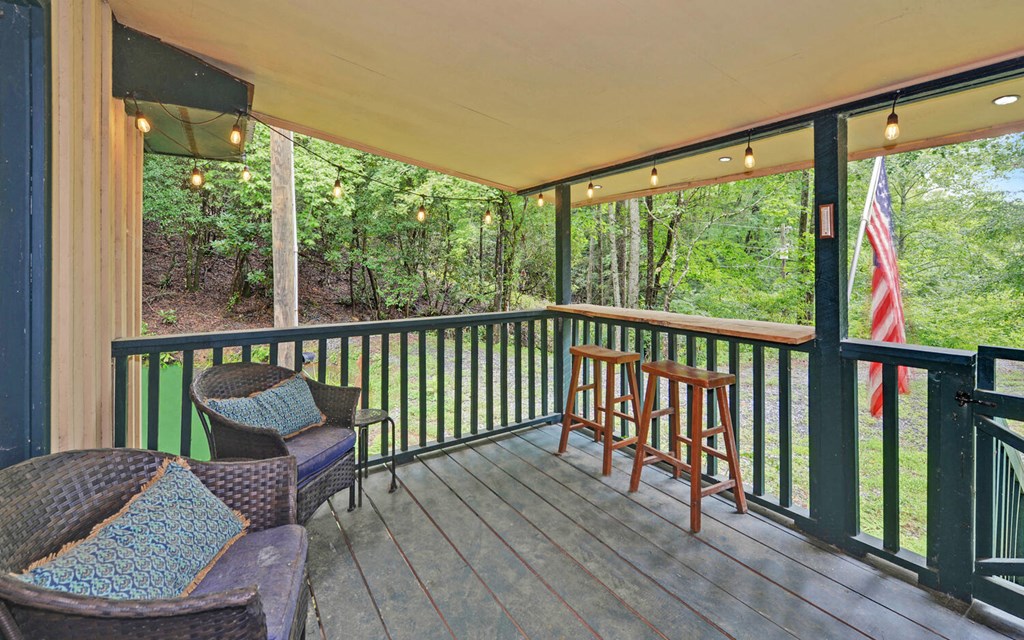 5557 Joe Brown Hwy Property Photo 7