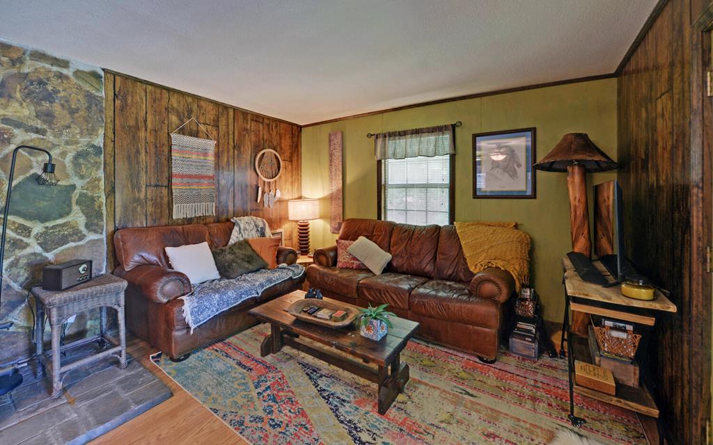 5557 Joe Brown Hwy Property Photo 9
