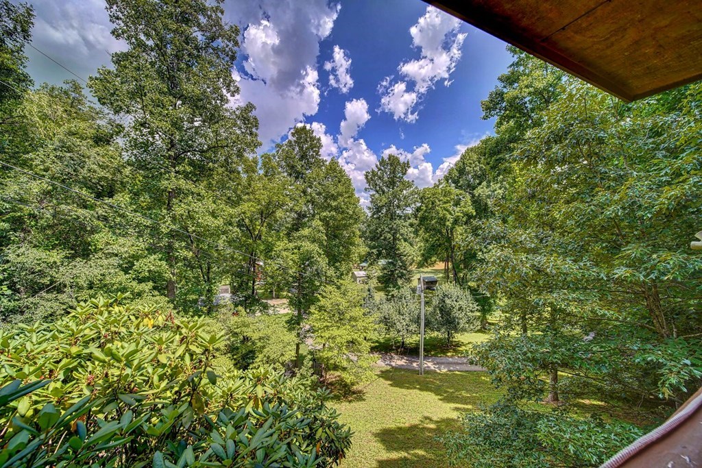 525 Beaver Ridge Rd Property Photo 11